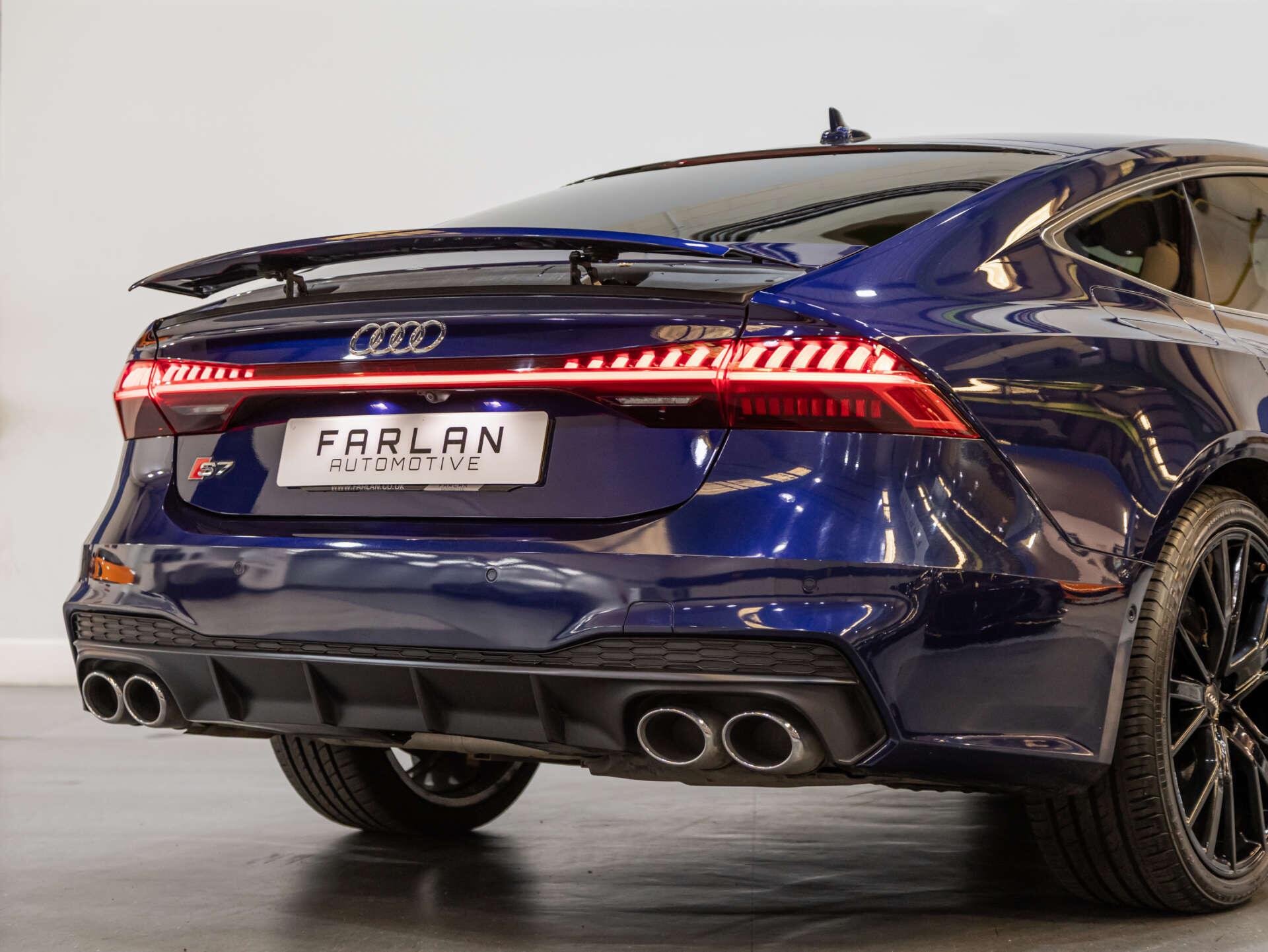 Audi S7 view 37