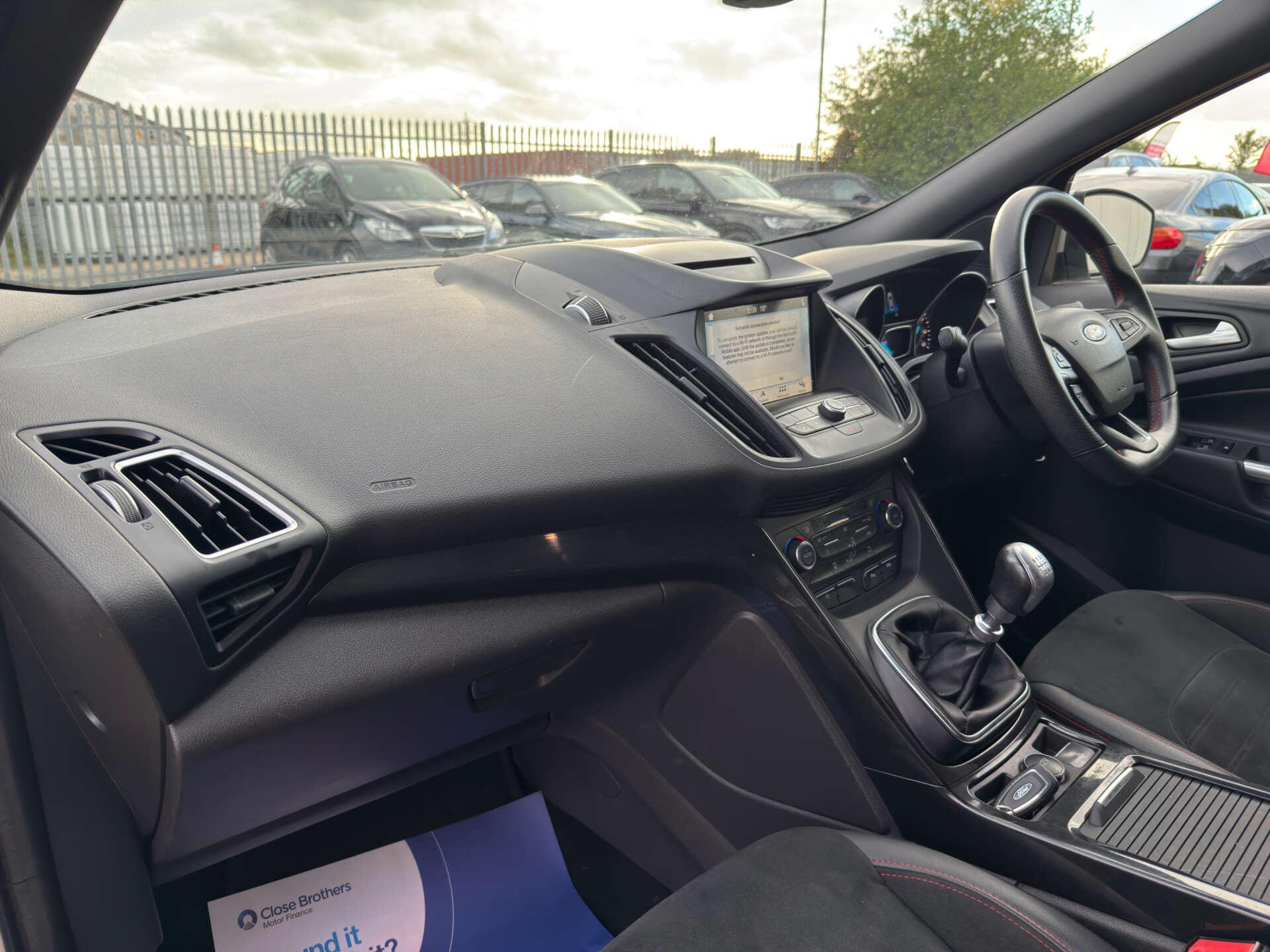 Ford Kuga view 42