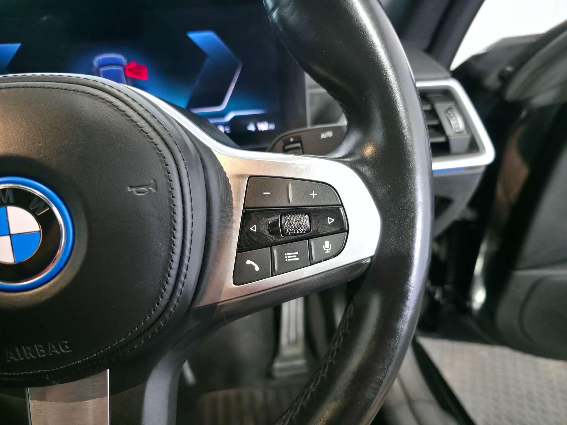 BMW I4 view 29