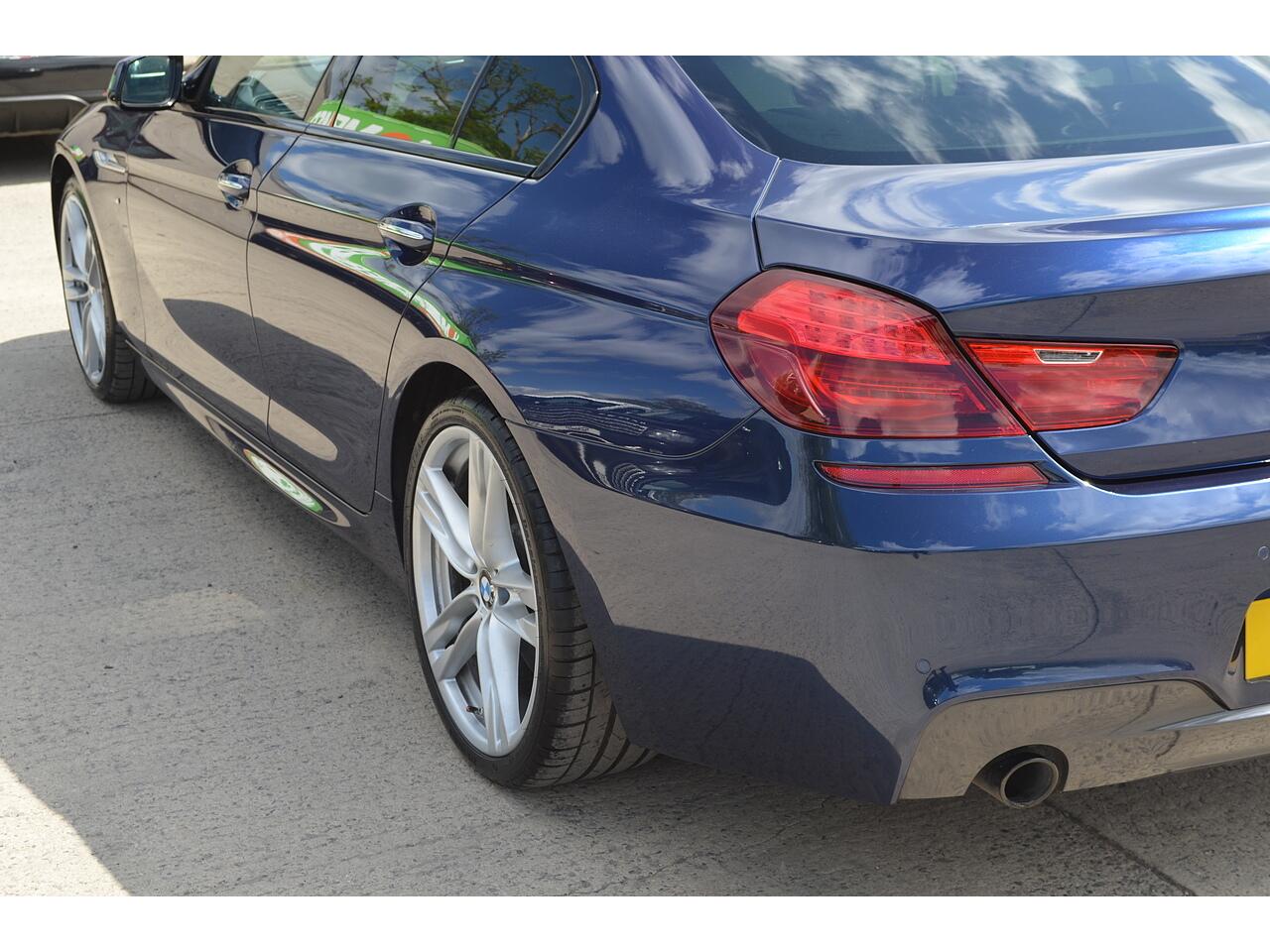 BMW 6 Series view 44