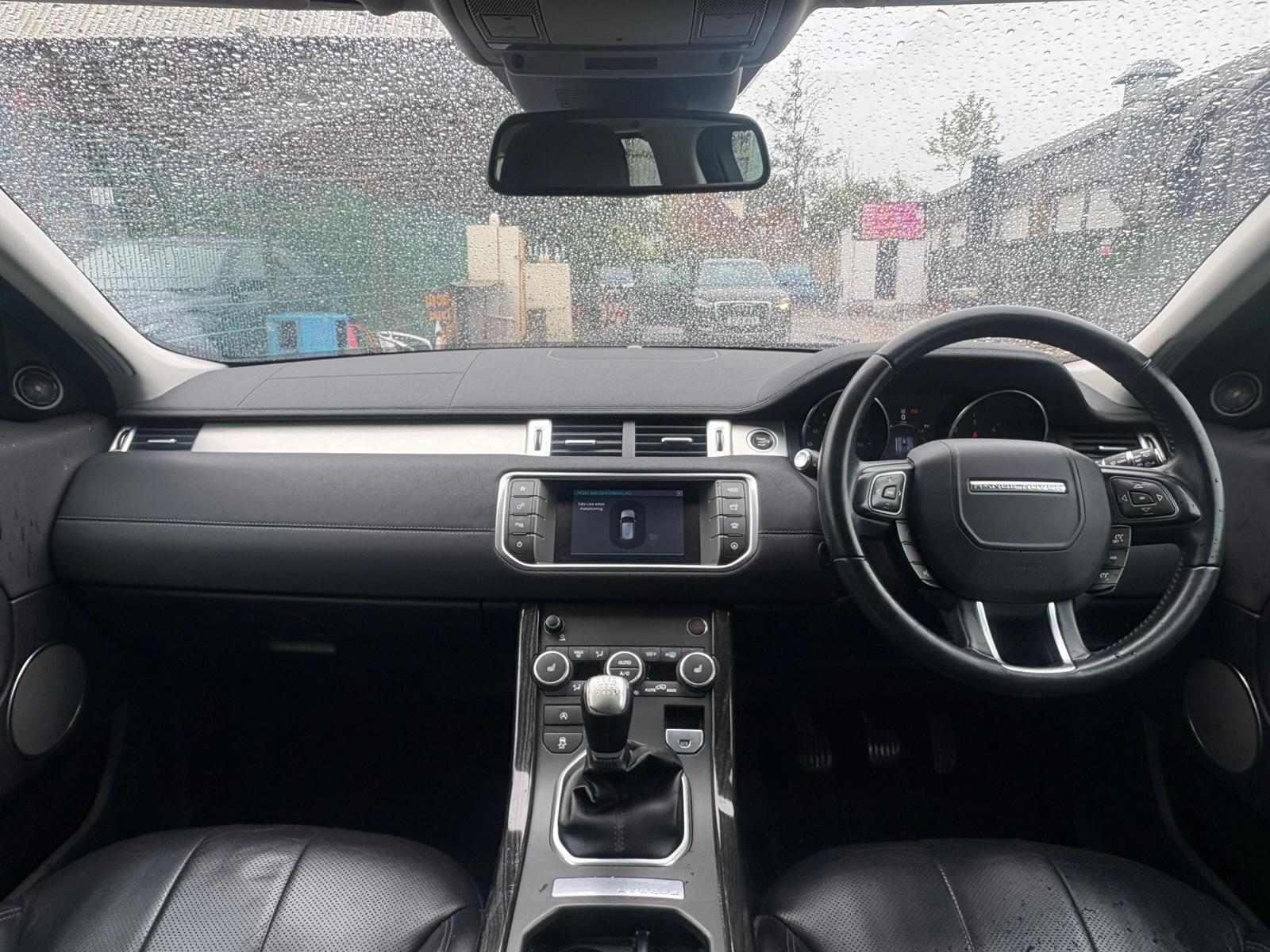 Land Rover Range Rover Evoque view 21