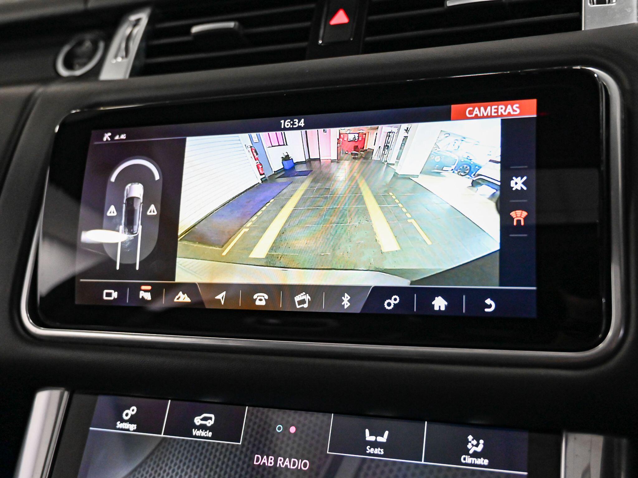 Land Rover Range Rover Sport view 14