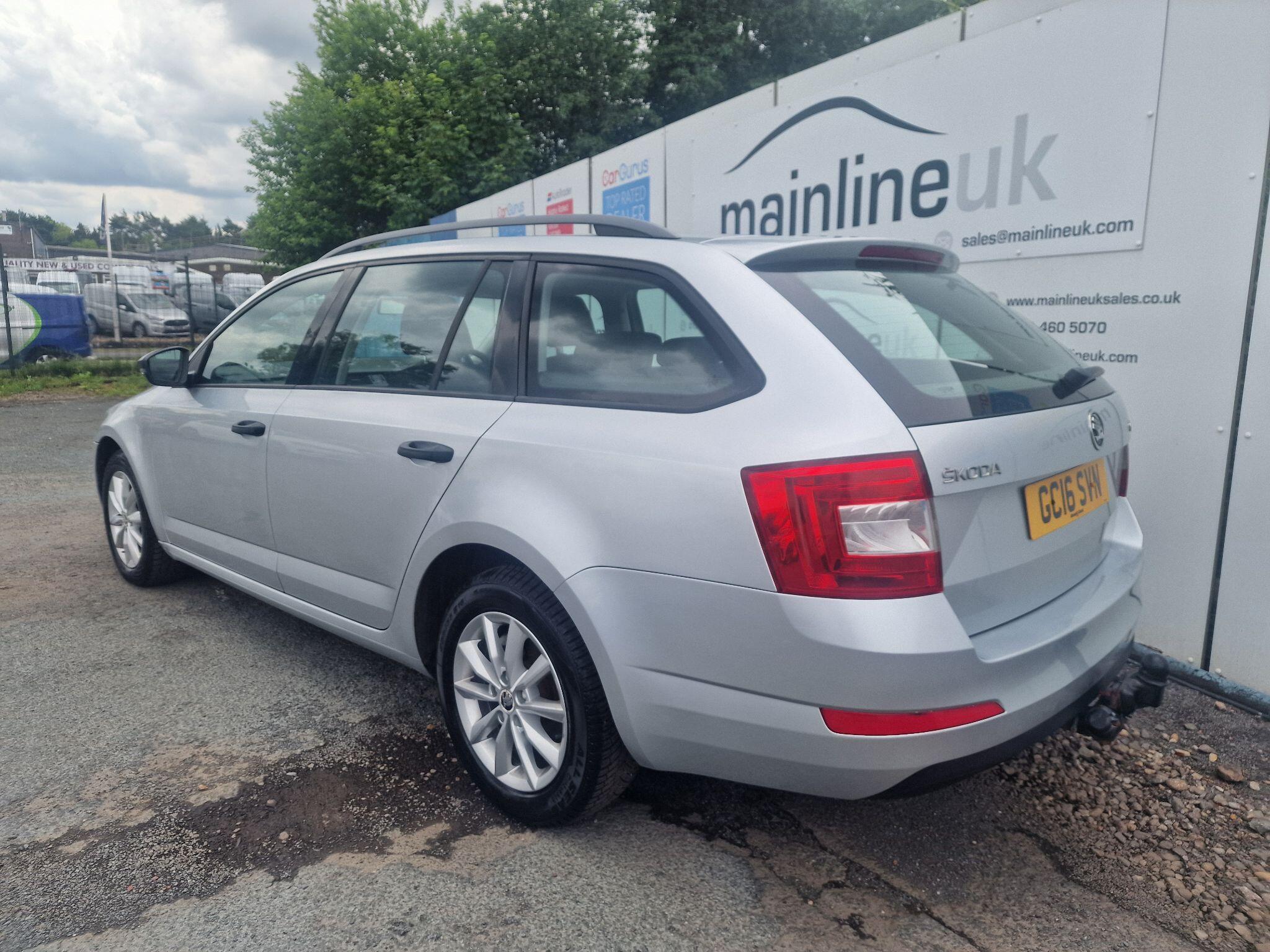 Skoda Octavia view 22