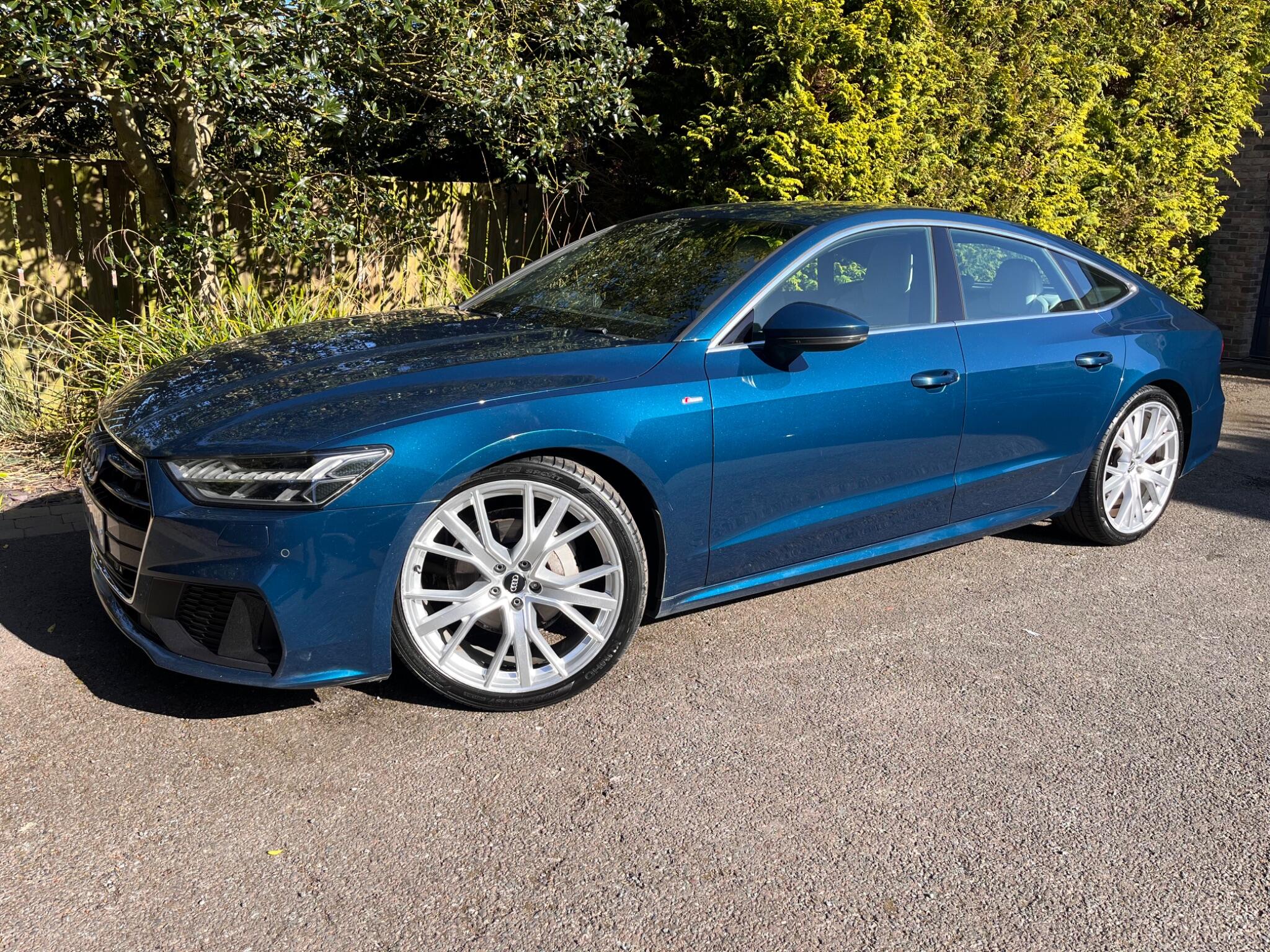 Audi A7 view 5