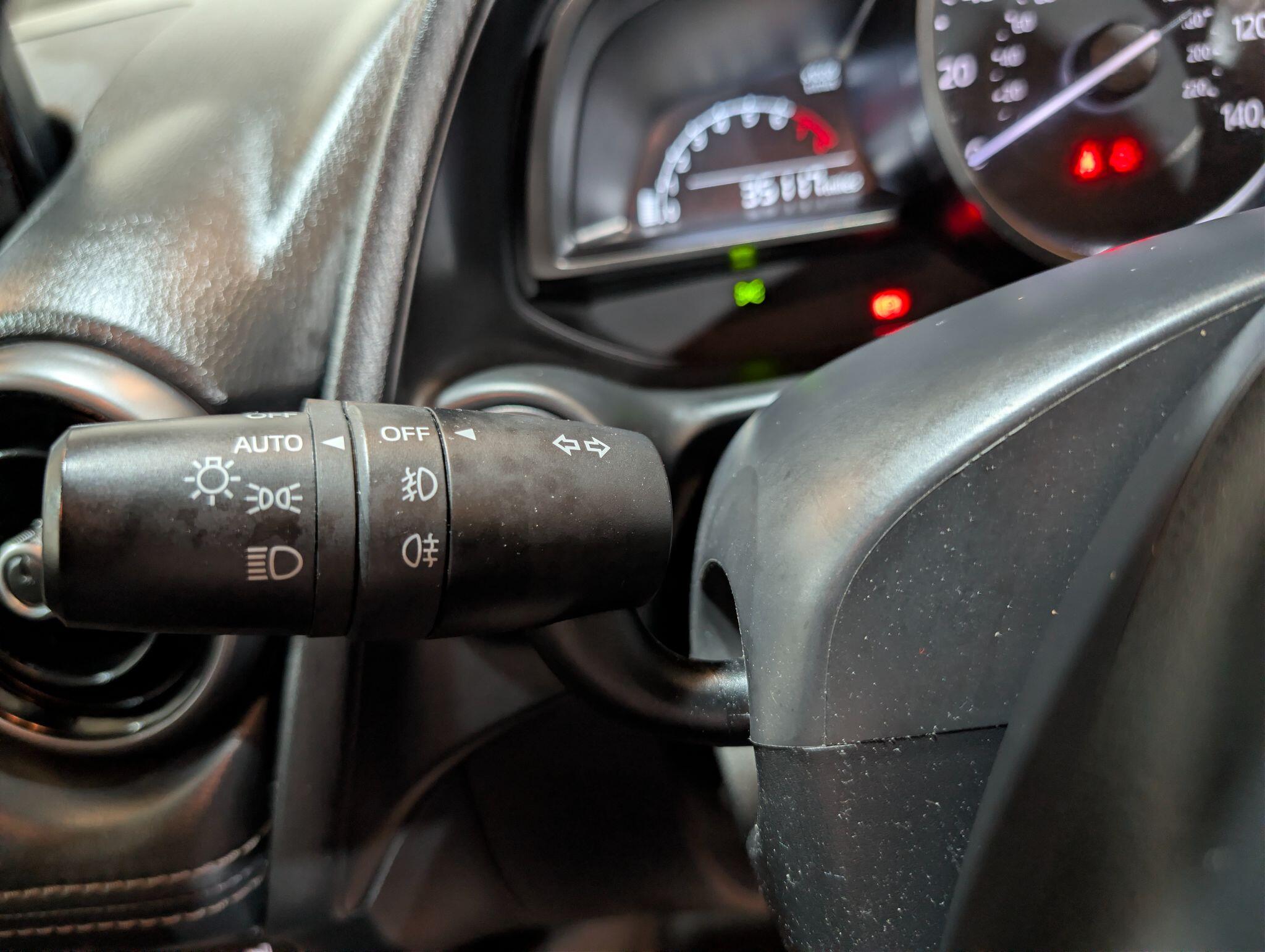 Mazda Skyactiv-G view 35