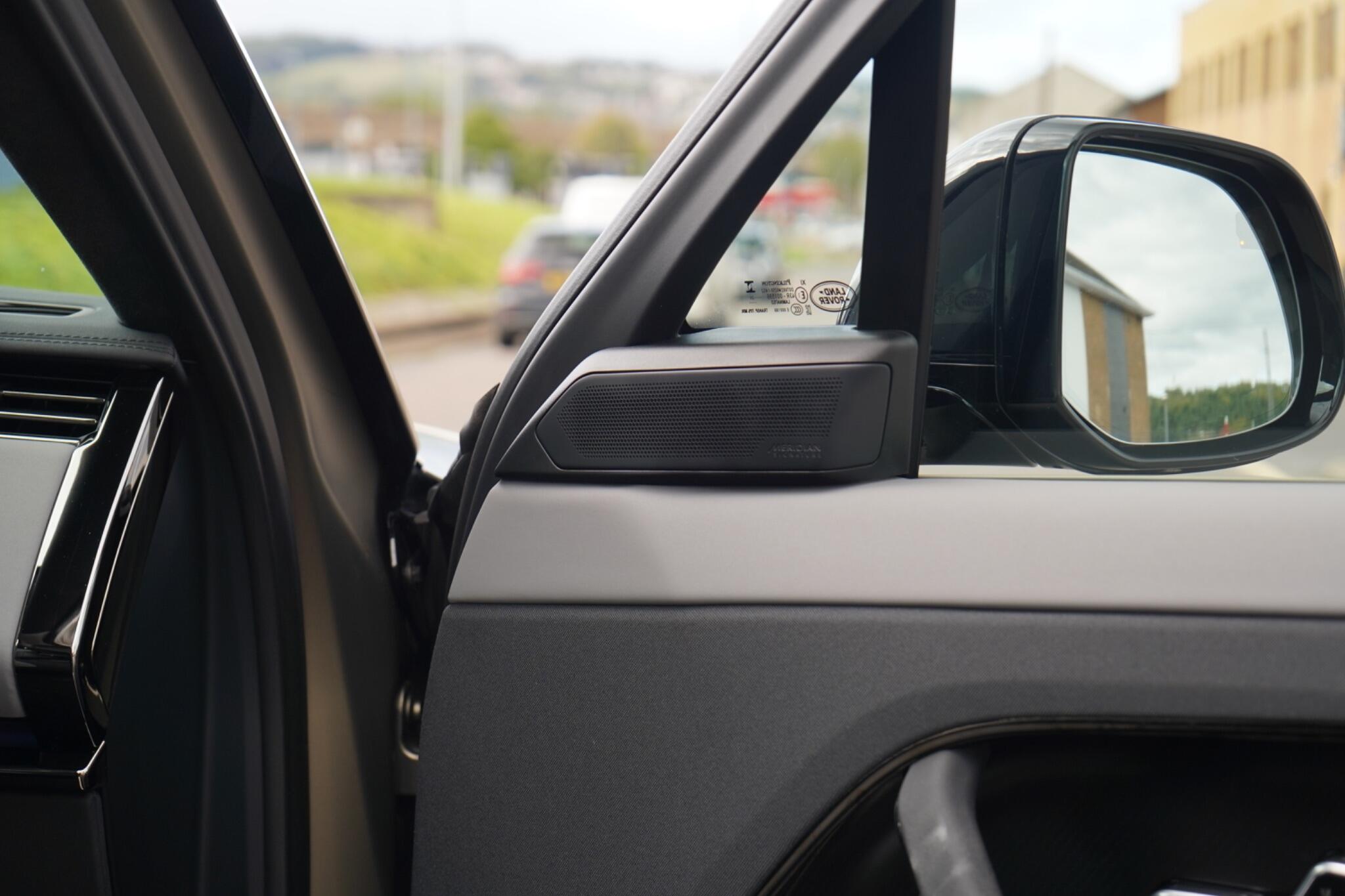Land Rover Range Rover Sport view 19