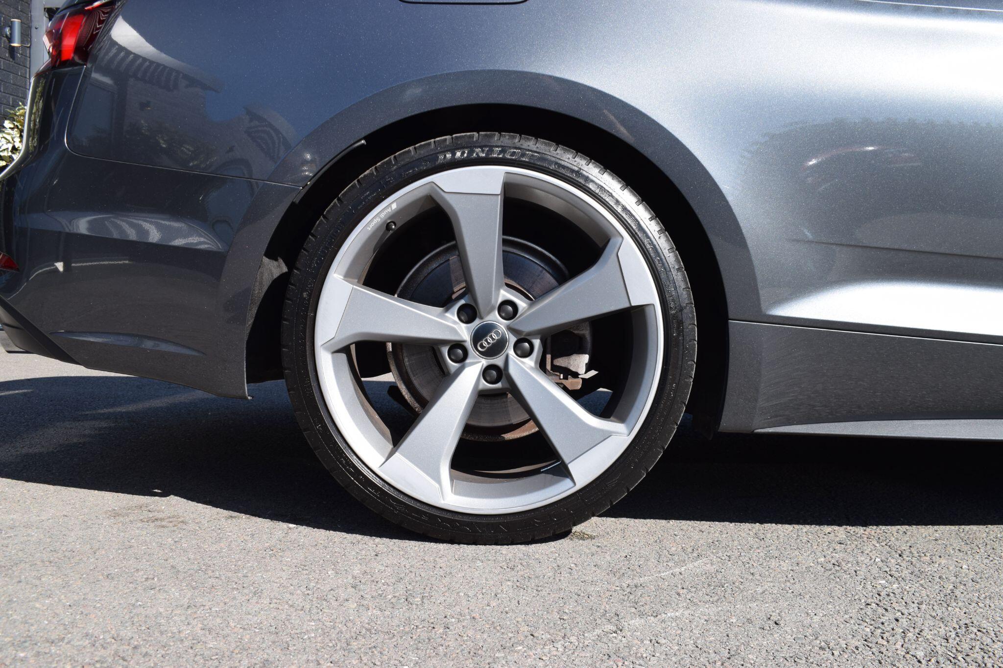 Audi A5 view 32