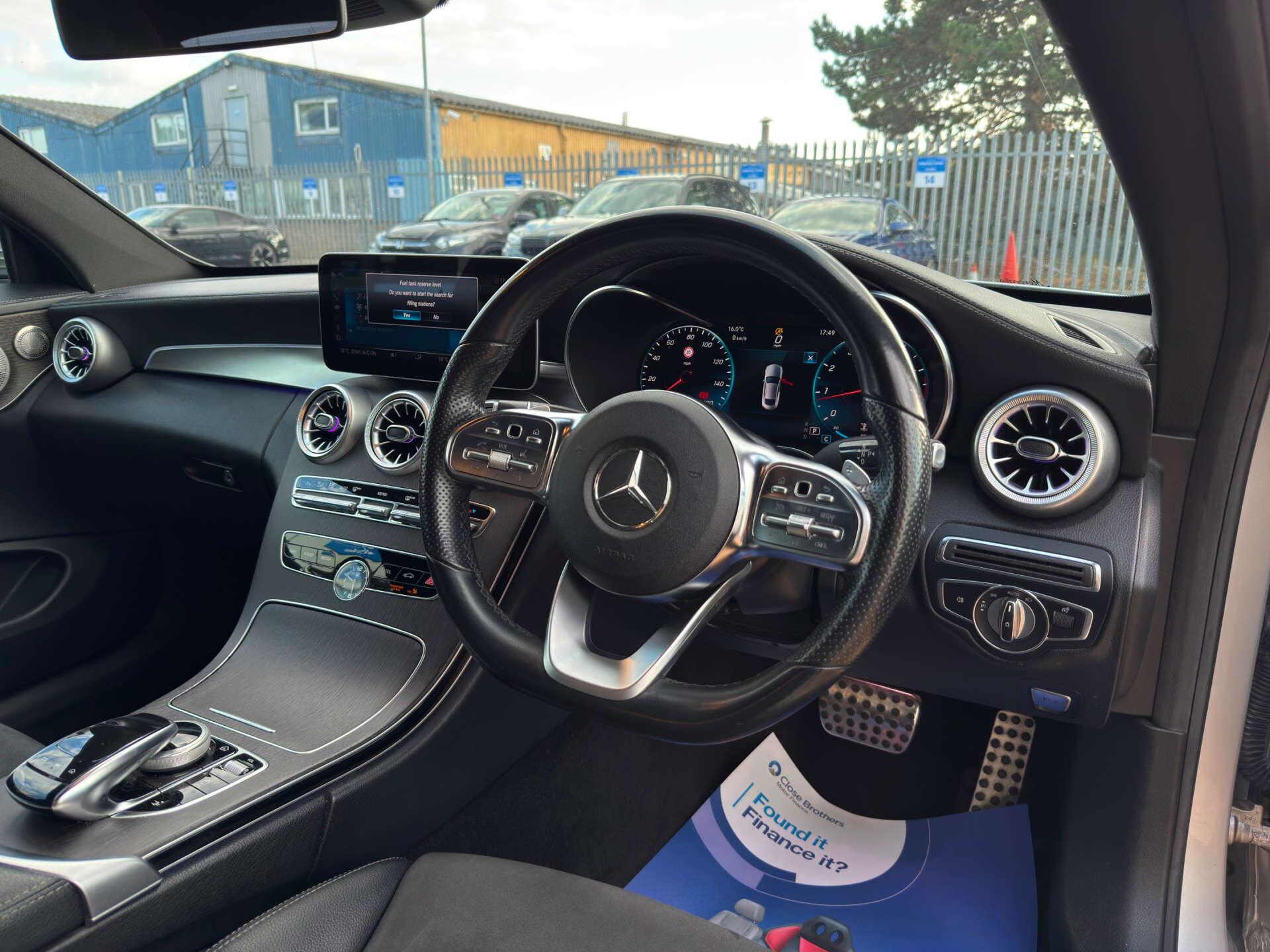 Mercedes-Benz C Class view 13