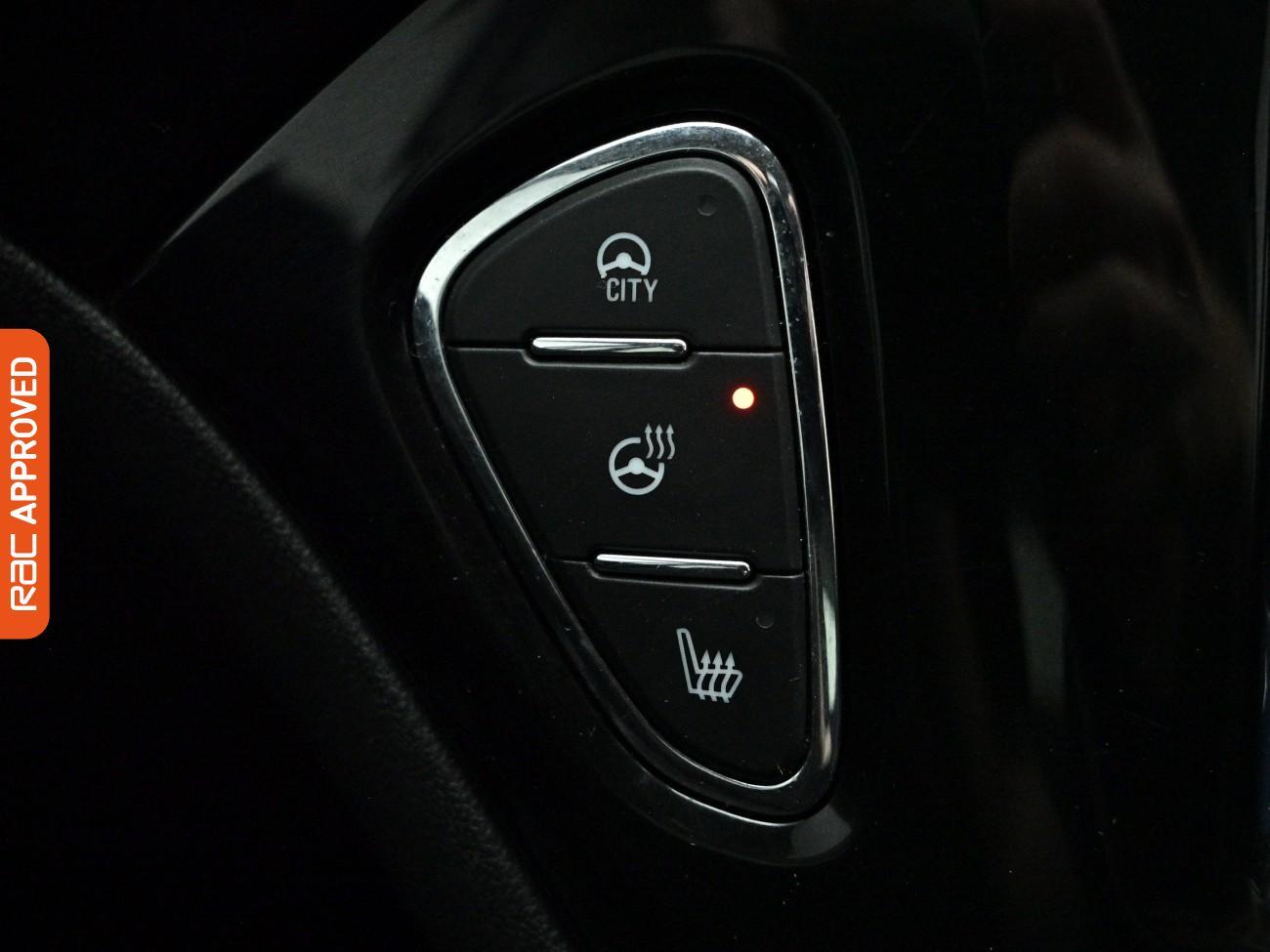 Vauxhall Corsa view 18