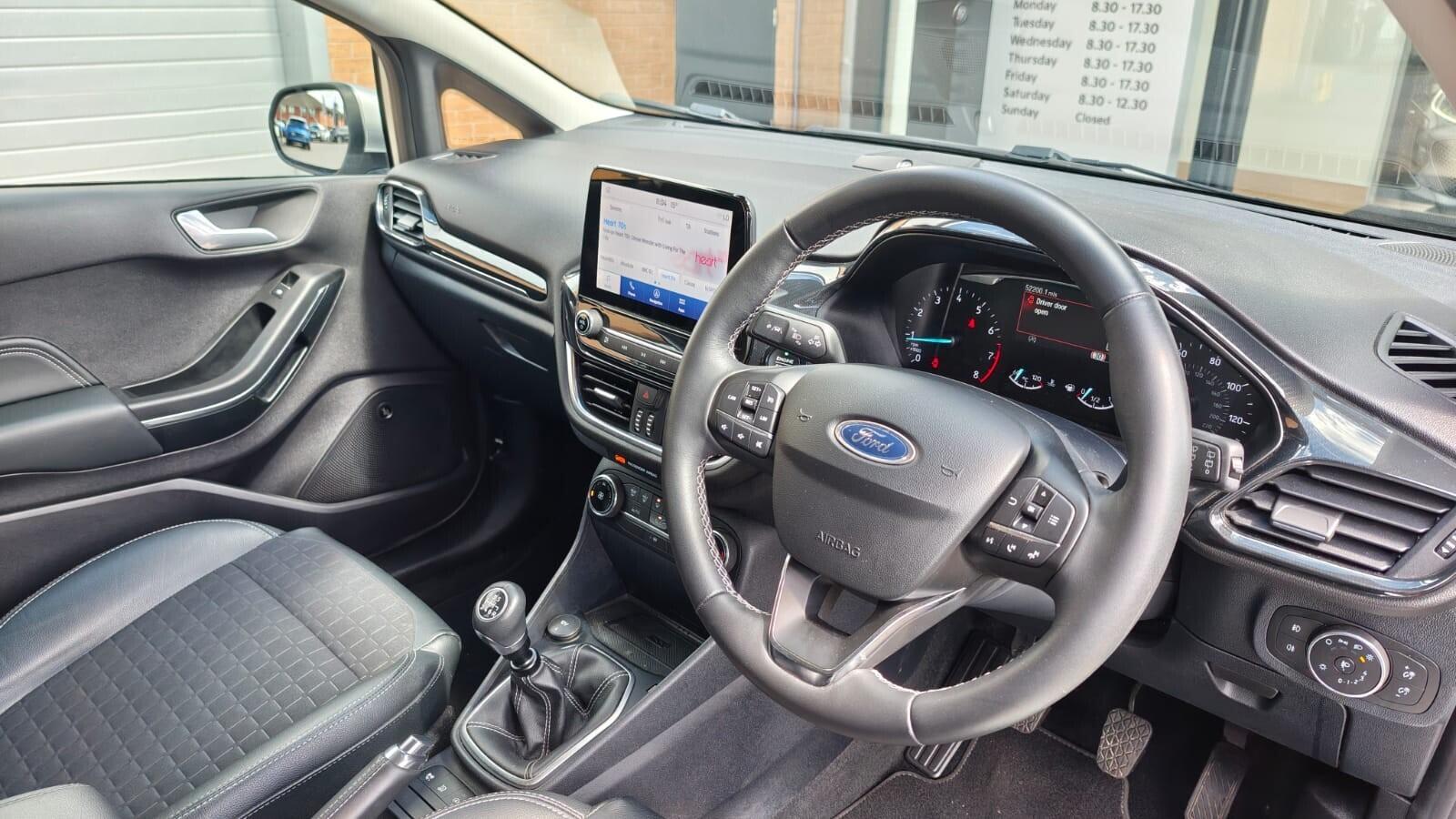 Ford Fiesta view 12