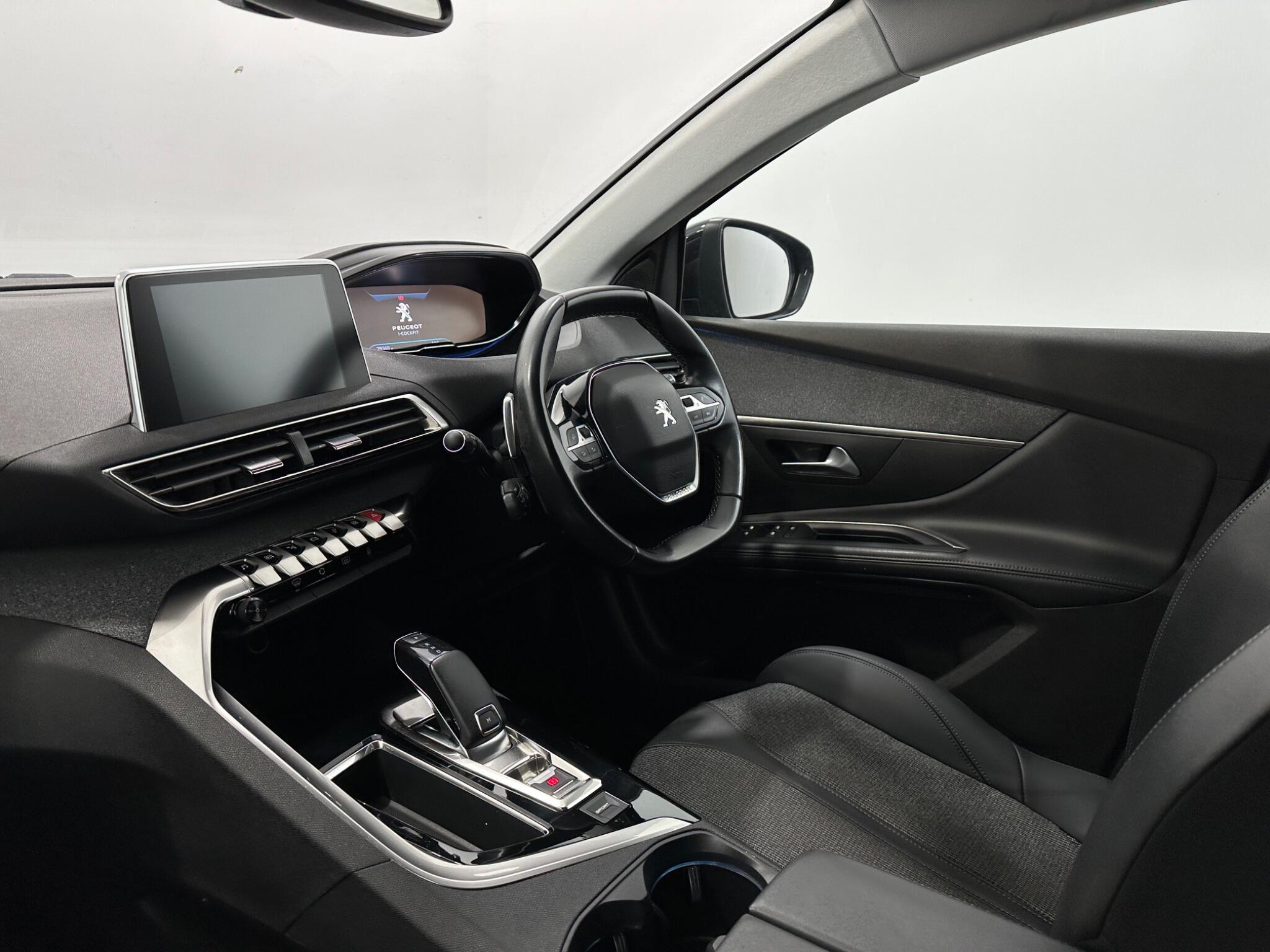 Peugeot 5008 view 29