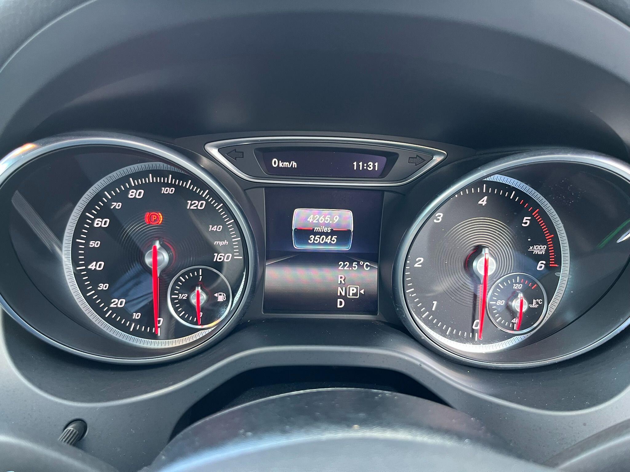 Mercedes-Benz Cla view 19
