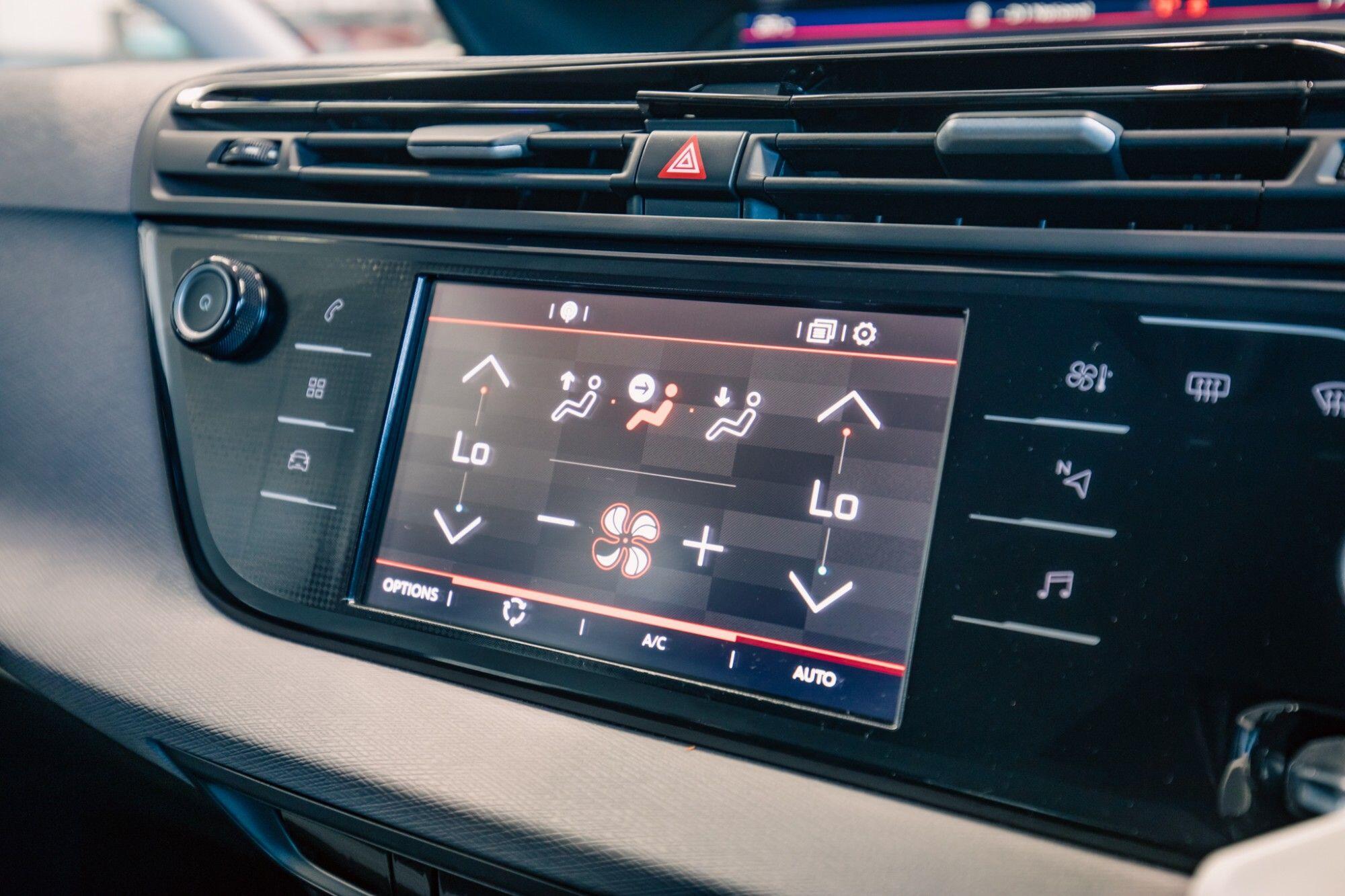 Citroen Grand C4 Spacetourer view 20