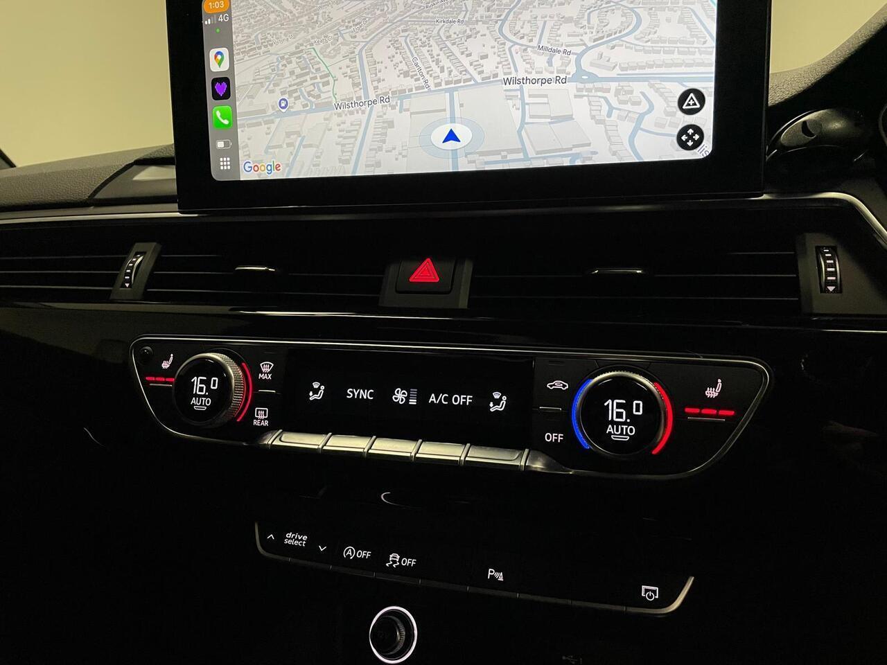 Audi RS4 view 29