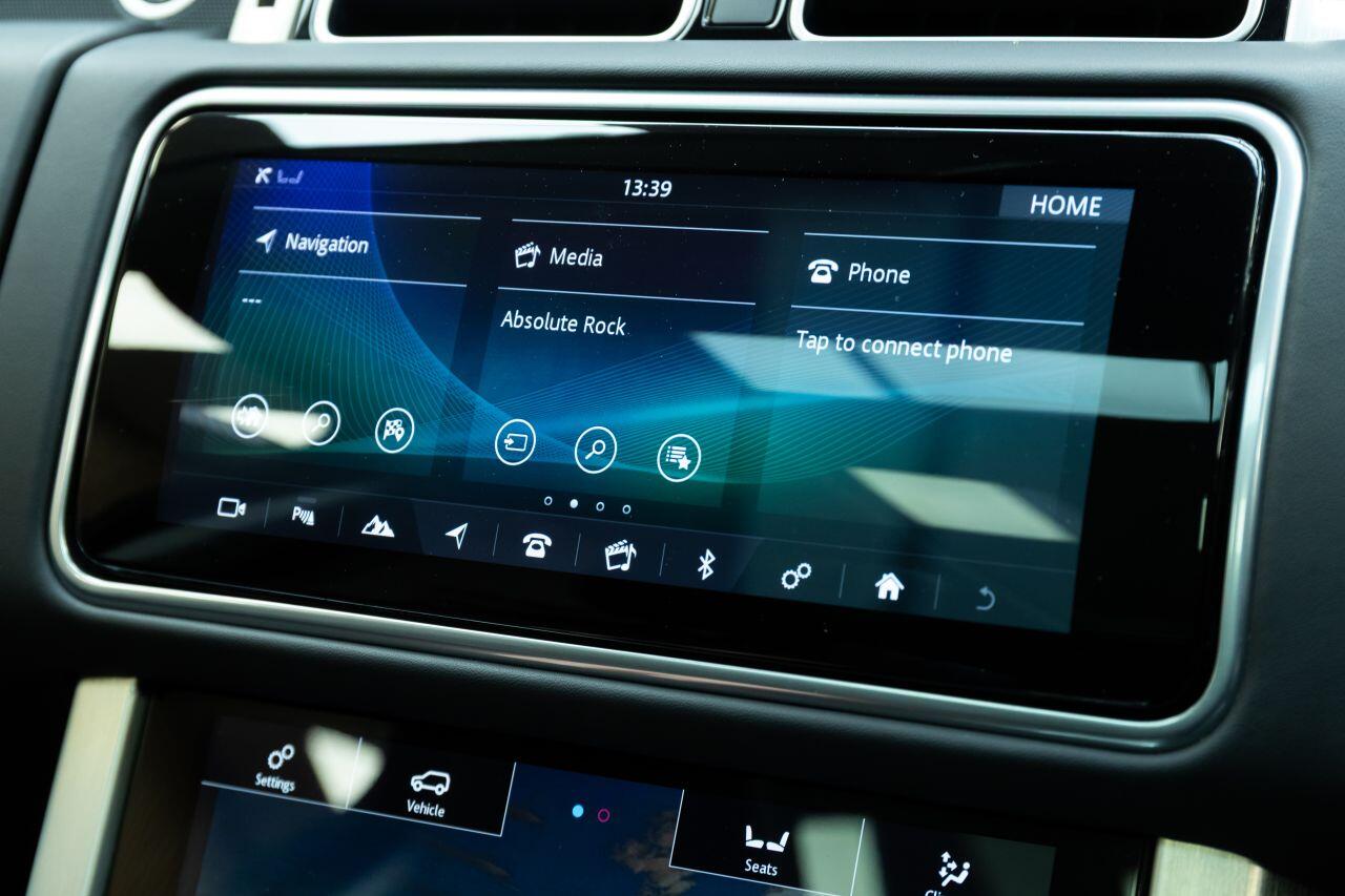 Land Rover Range Rover view 23