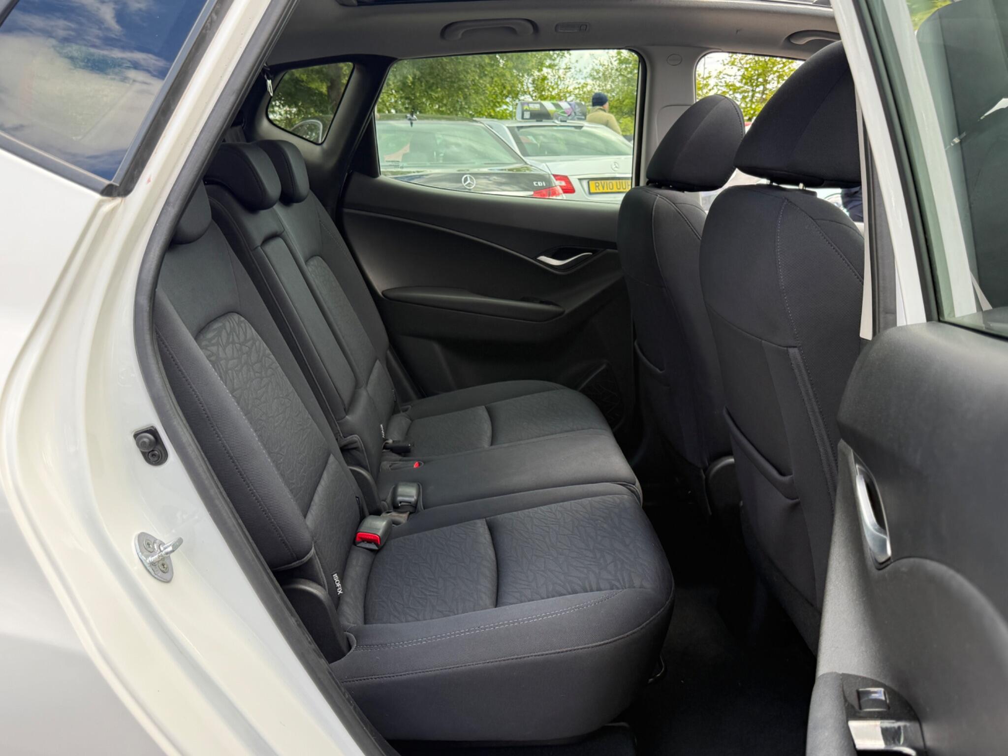 Hyundai ix20 - Image 41