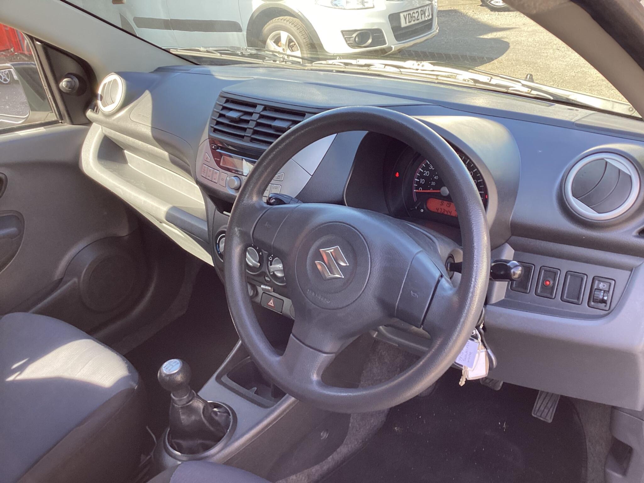 Suzuki Alto view 17