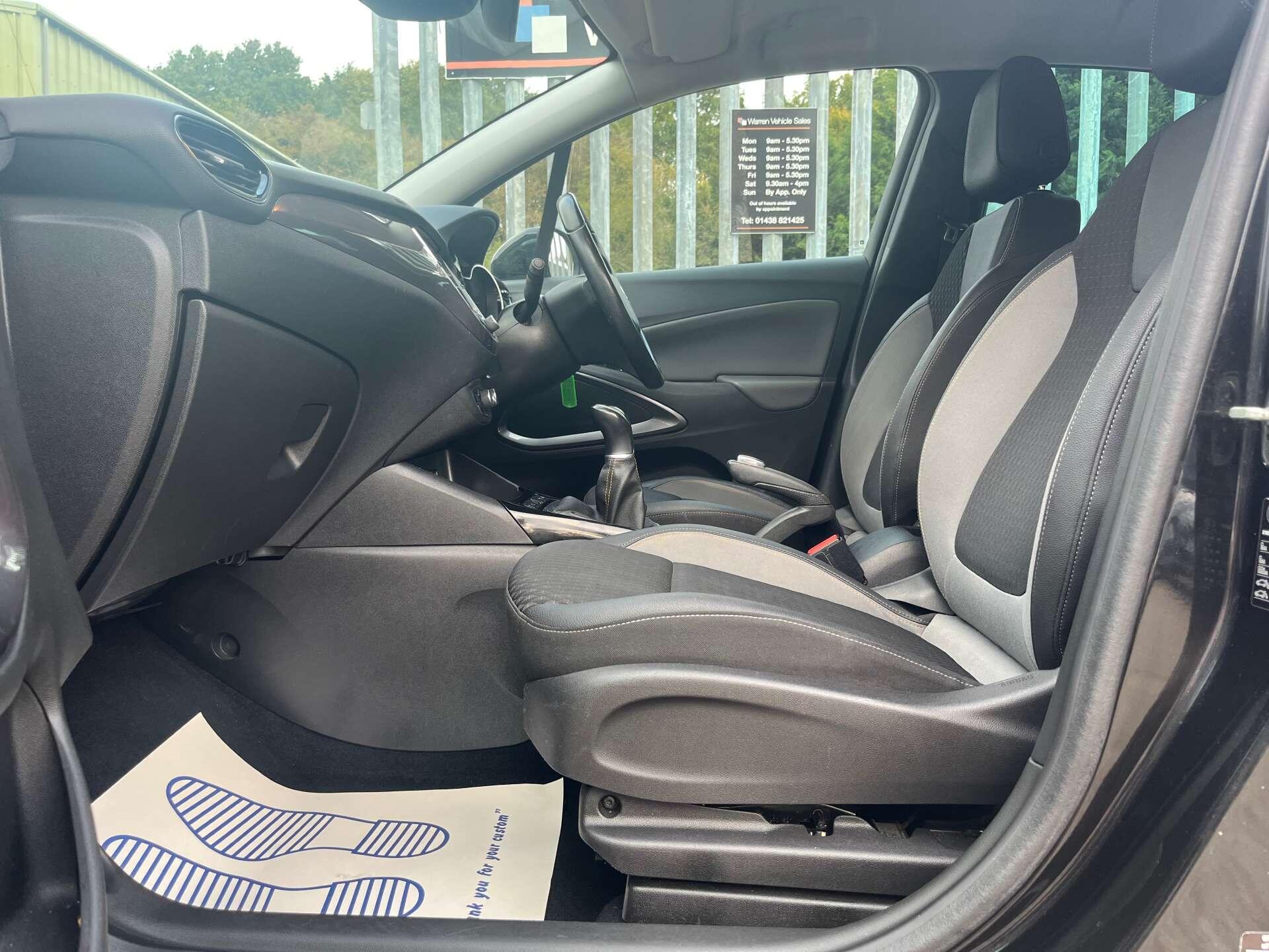 Vauxhall Crossland X view 32