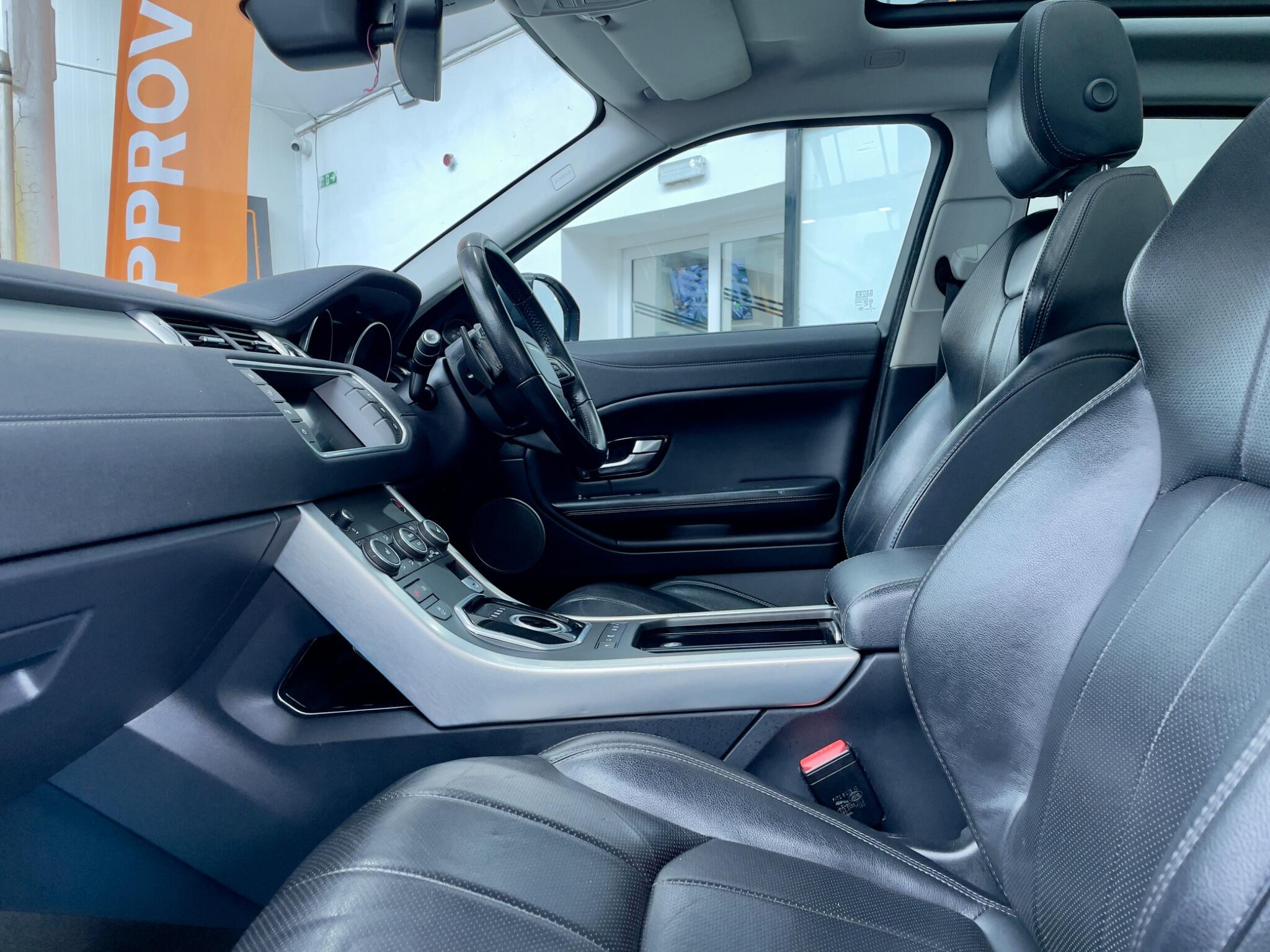 Land Rover Range Rover Evoque view 48