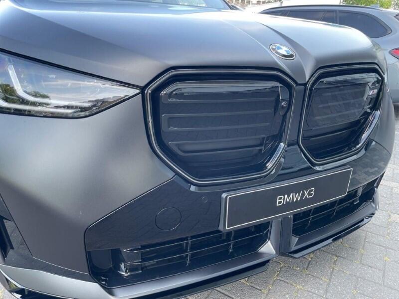 BMW X3 view 44