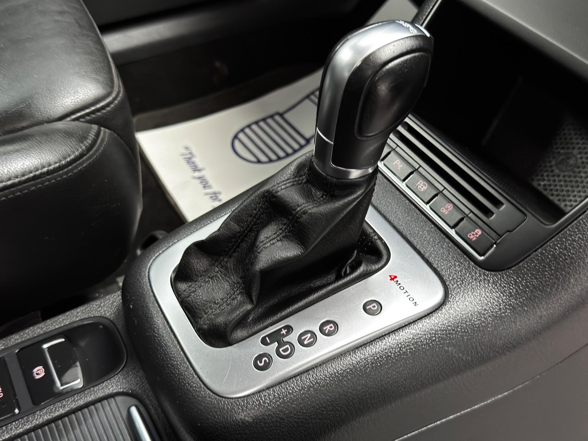 Volkswagen Tiguan view 8