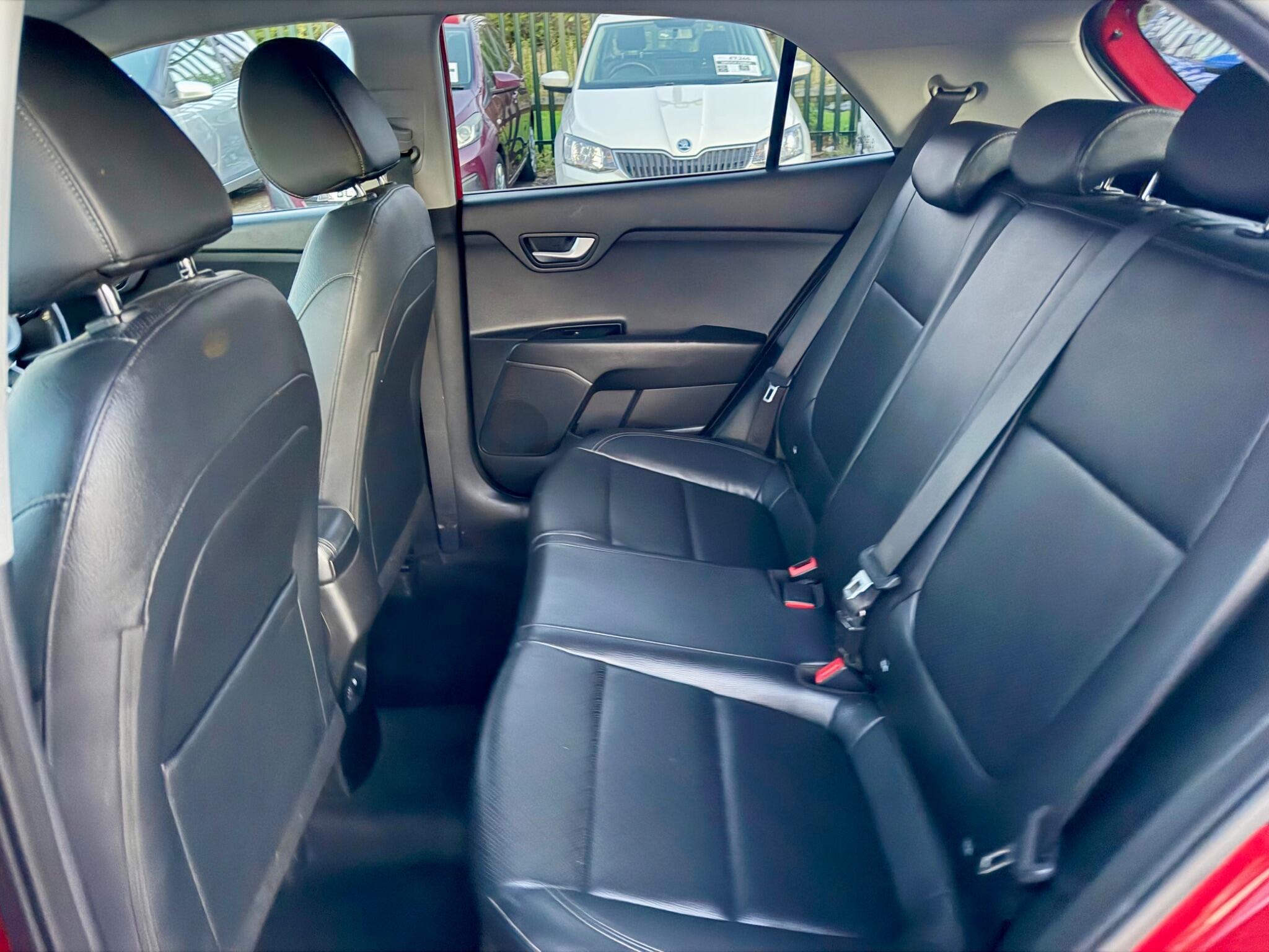 Kia Rio view 31
