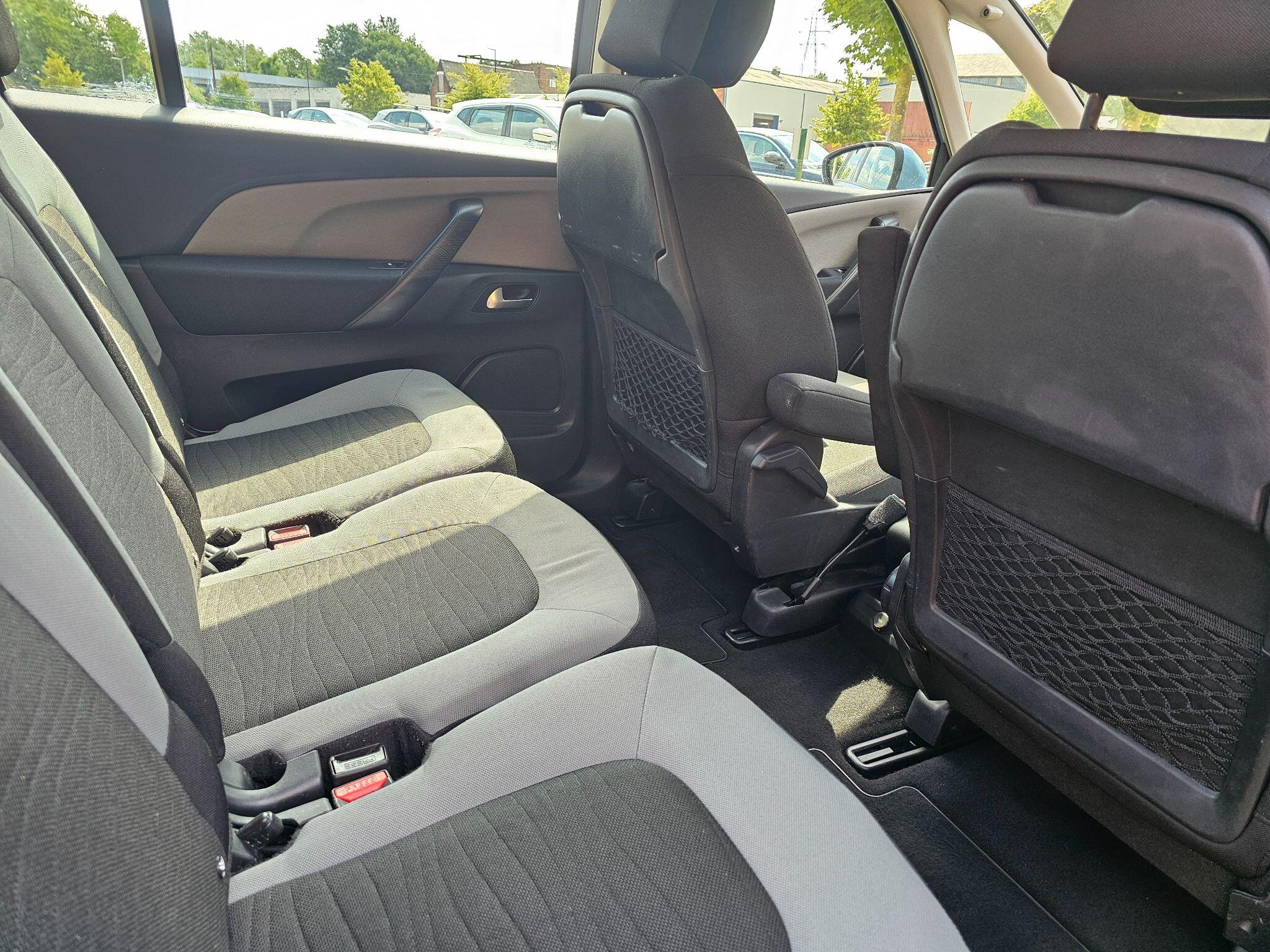 Citroen Grand C4 Picasso view 27