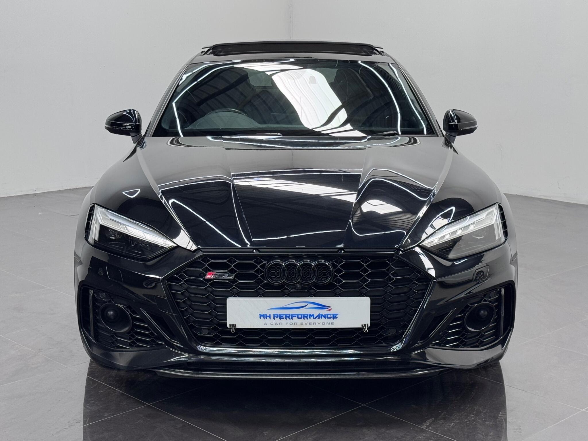 Audi RS5 view 2