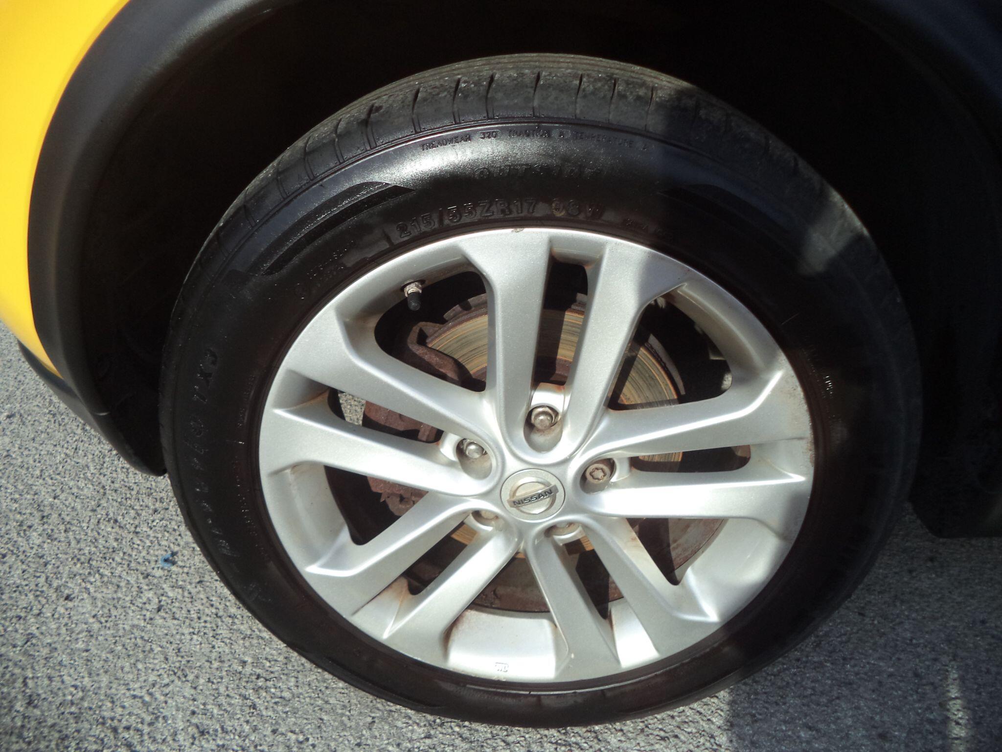 Nissan Juke view 20