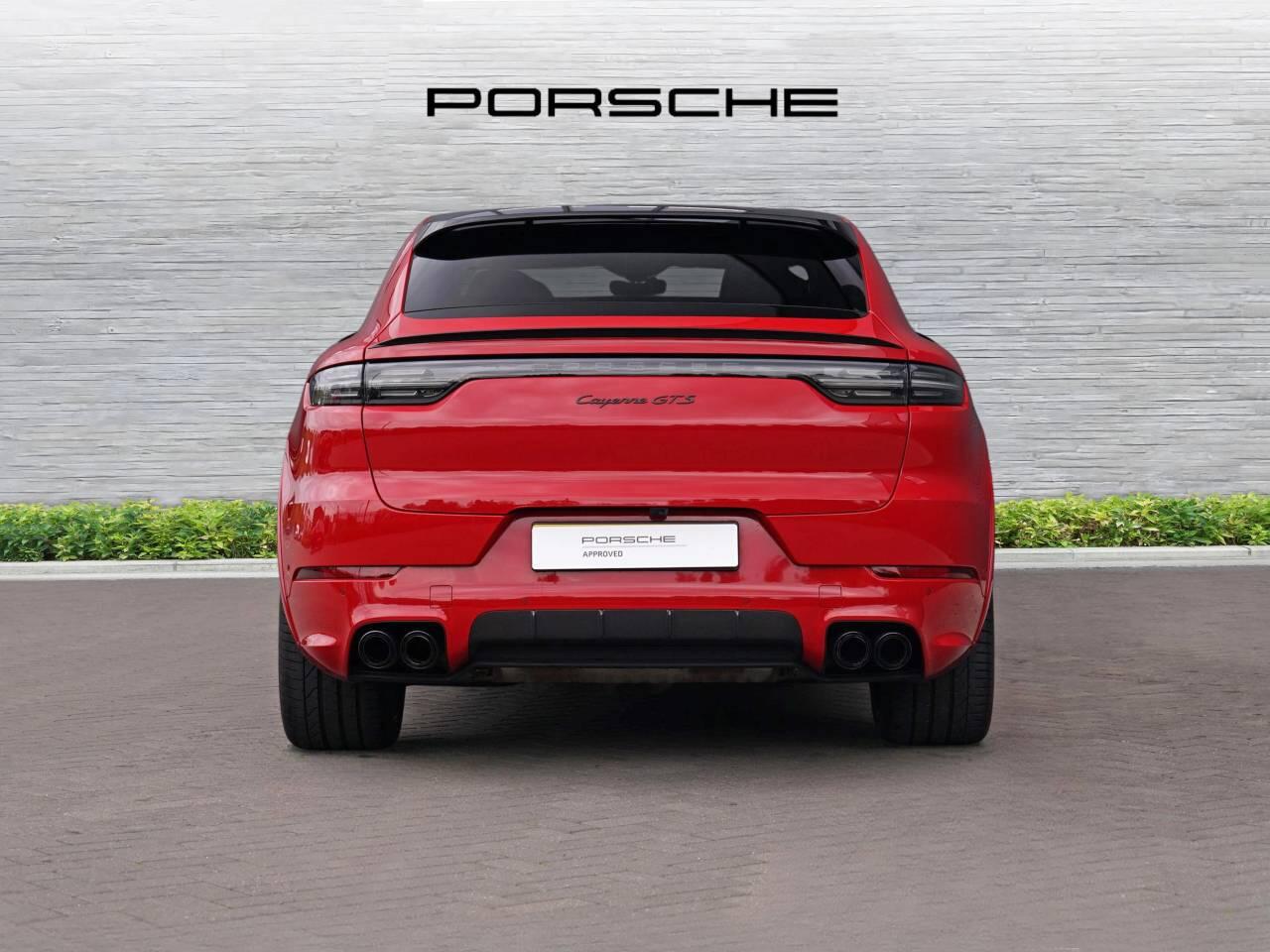 Porsche Cayenne view 6