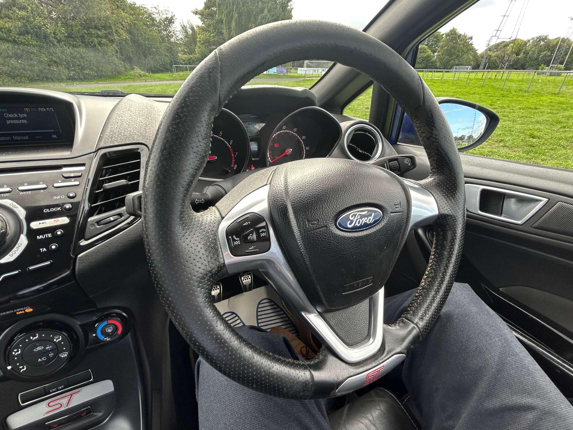 Ford Fiesta view 26