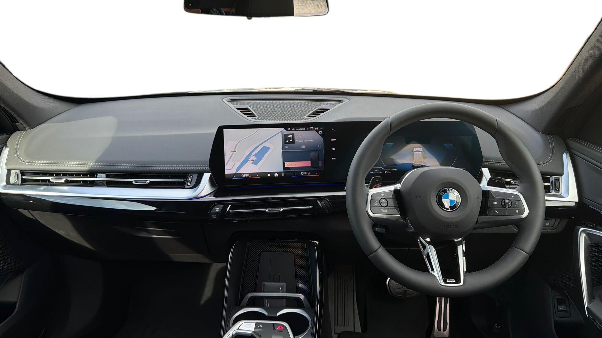 BMW X1 view 4