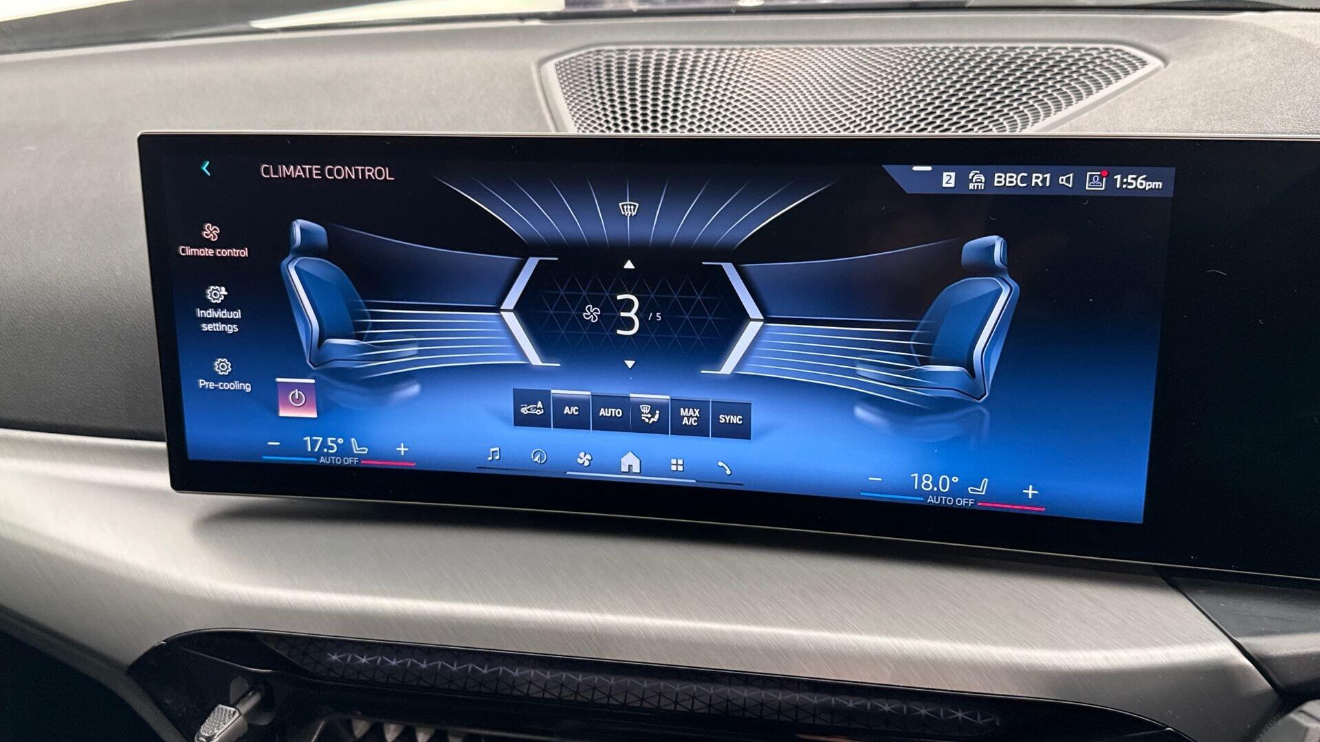 BMW 2 Series view 25