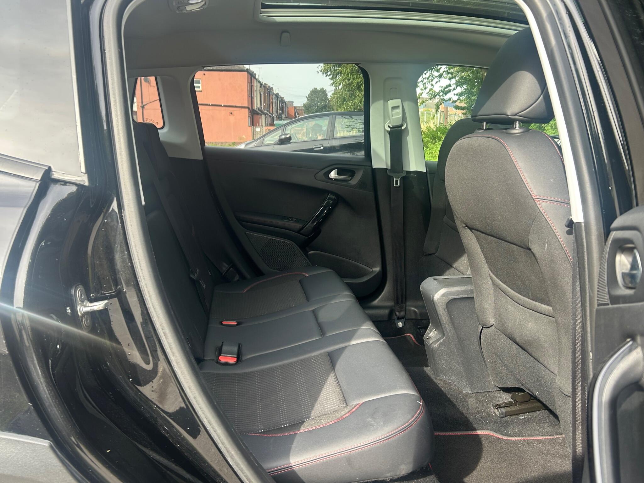 Peugeot 2008 view 24