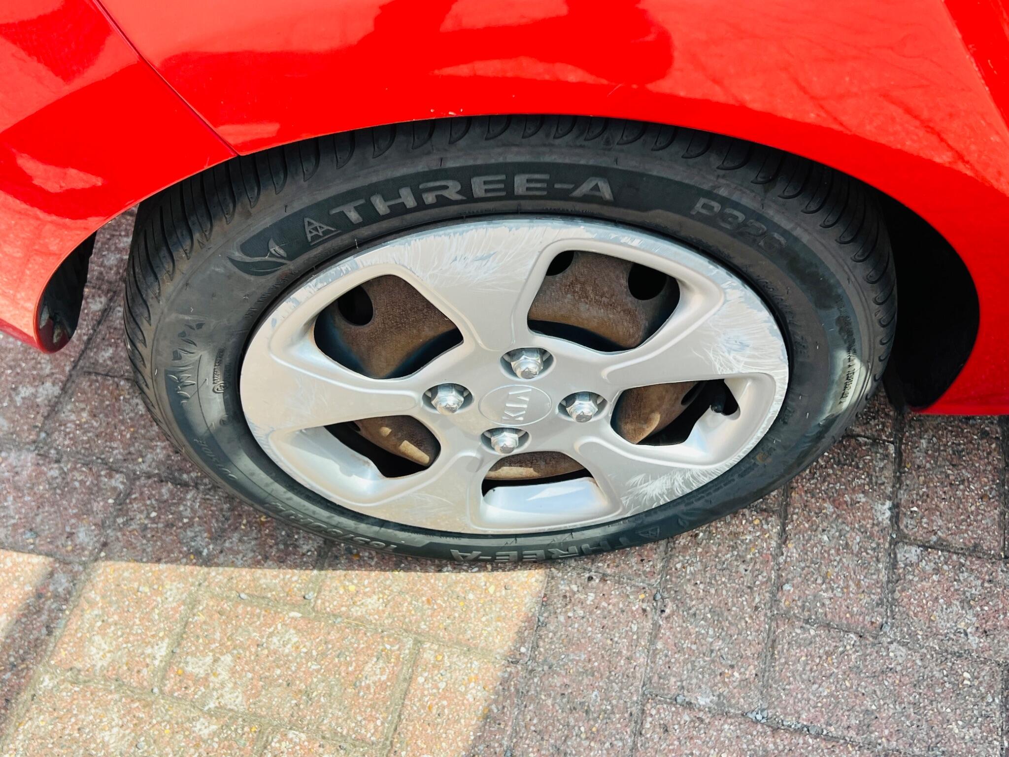 Kia Picanto view 32