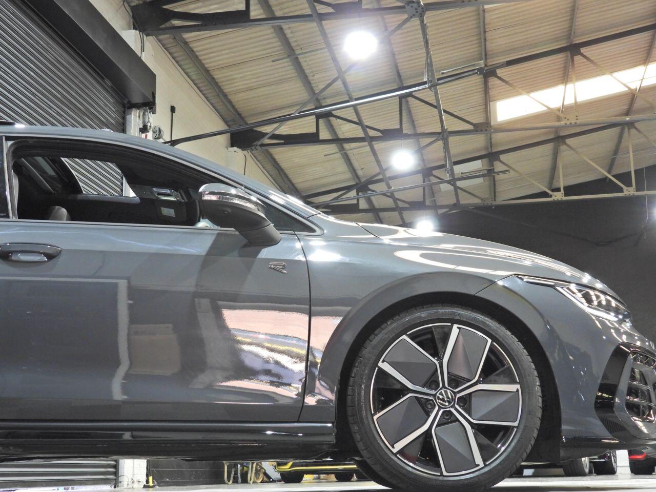 Volkswagen Golf view 2