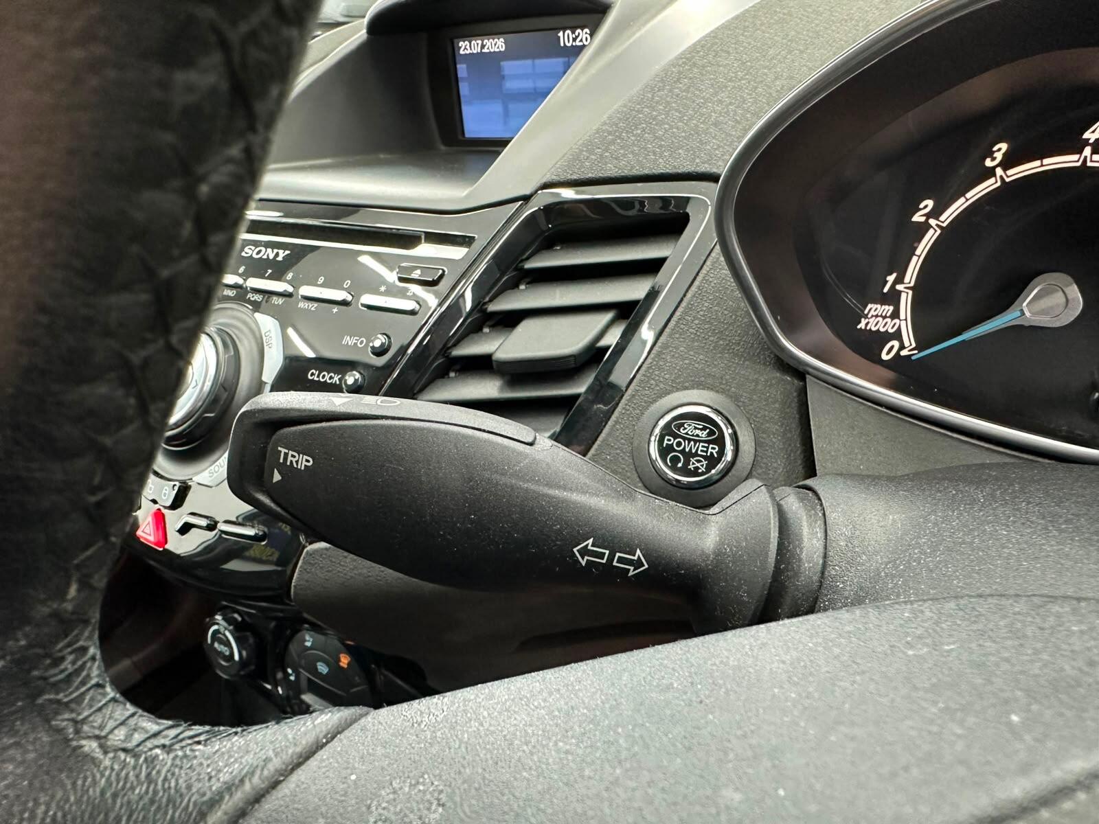 Ford Fiesta view 44