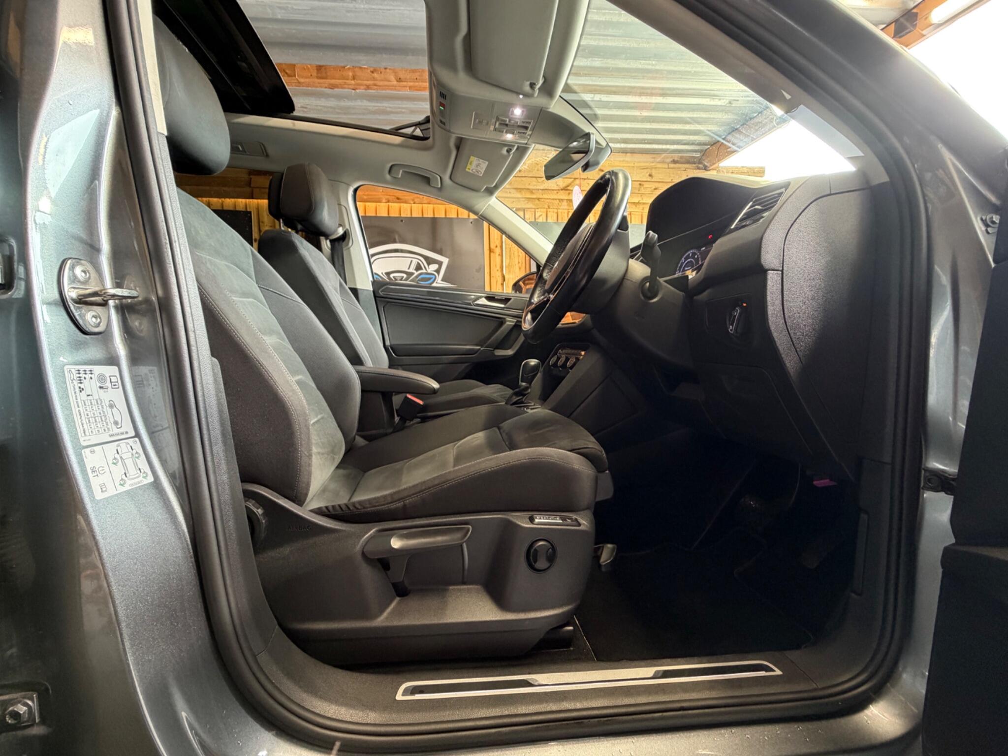 Volkswagen Tiguan Allspace view 24