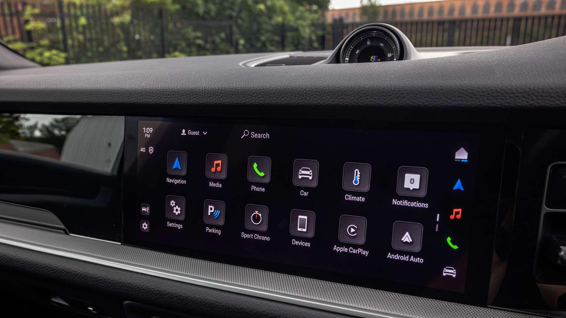 Porsche Cayenne view 17