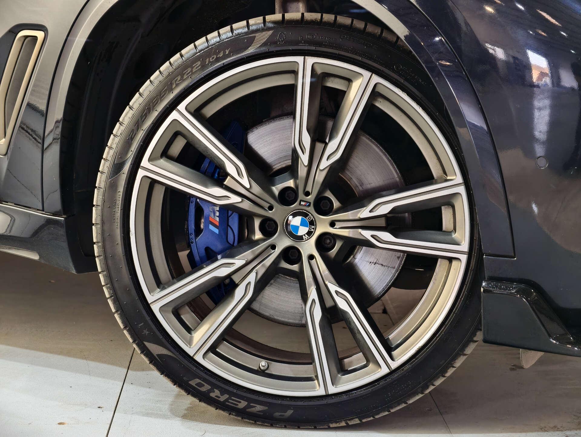 BMW X5 X5 view 3