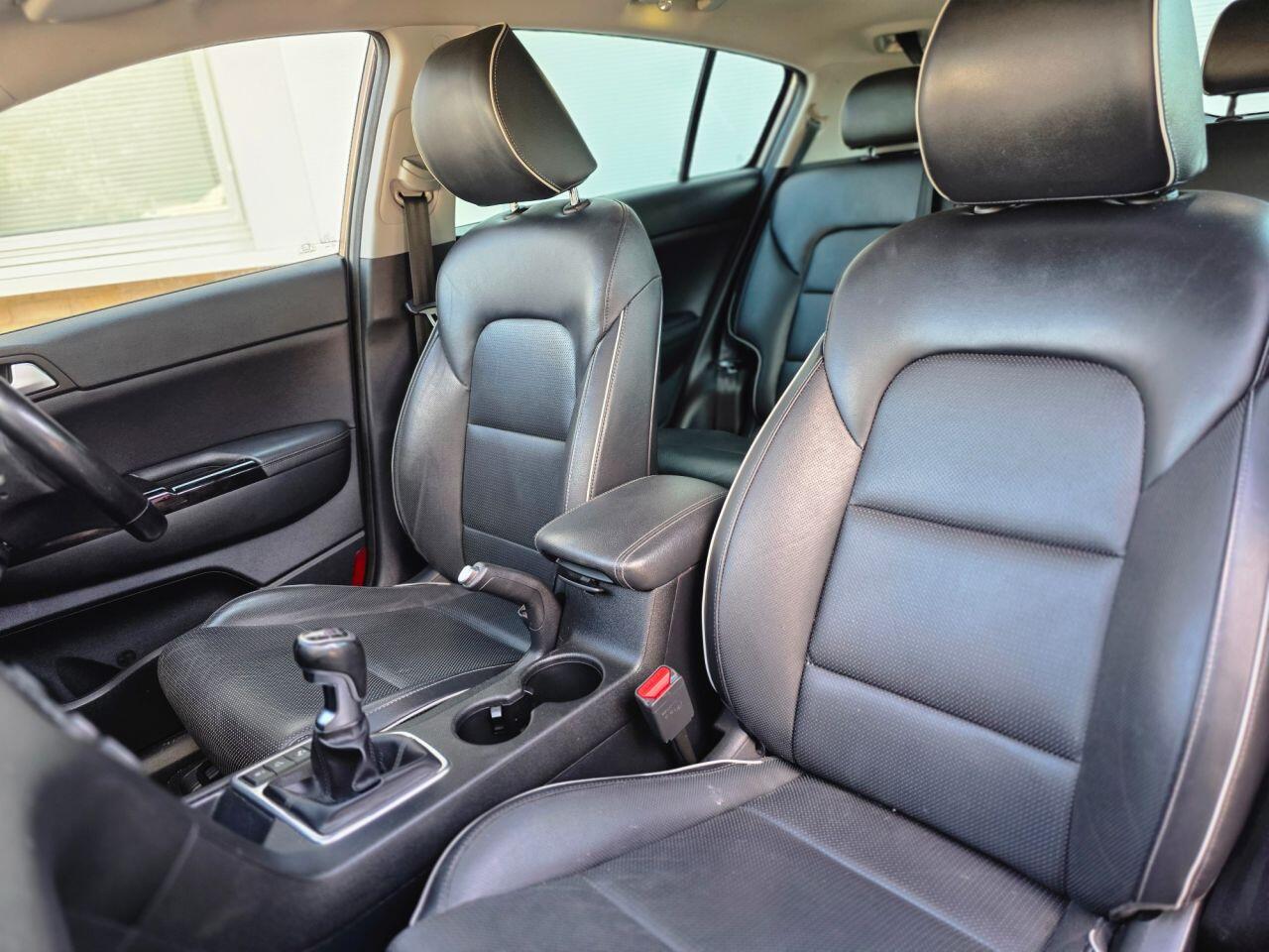 Kia Sportage view 125