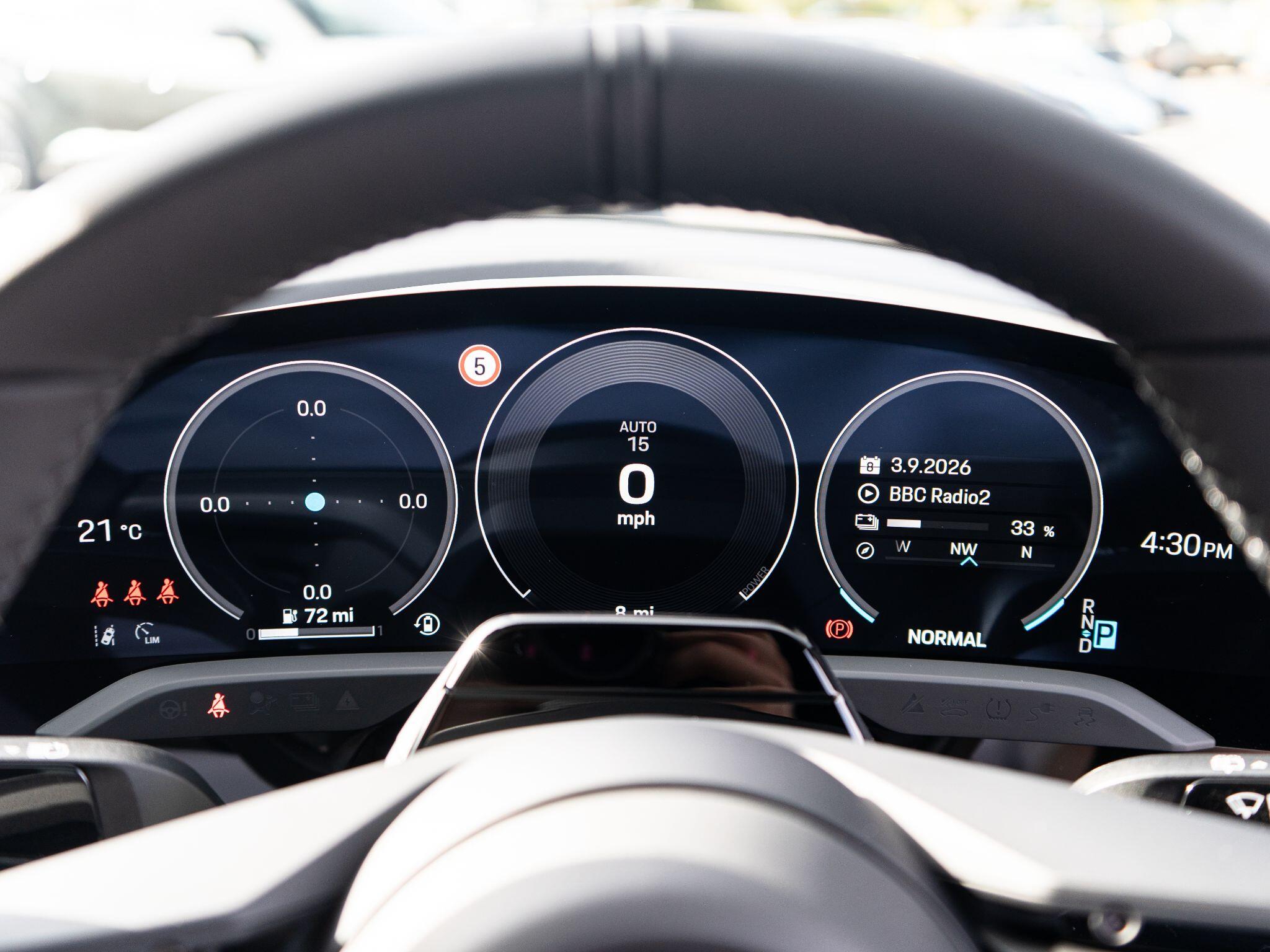 Porsche Taycan view 32