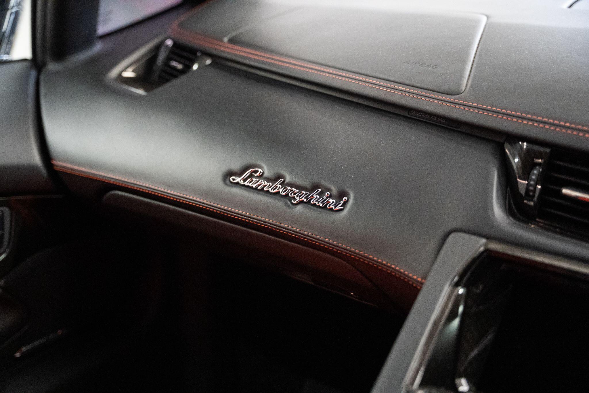 Lamborghini Aventador view 29