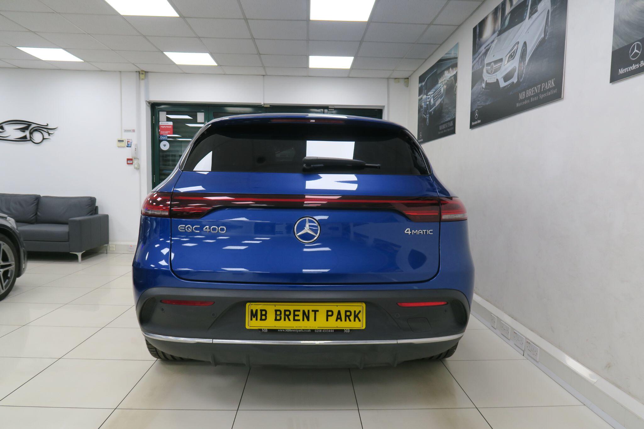 Mercedes-Benz EQC view 6