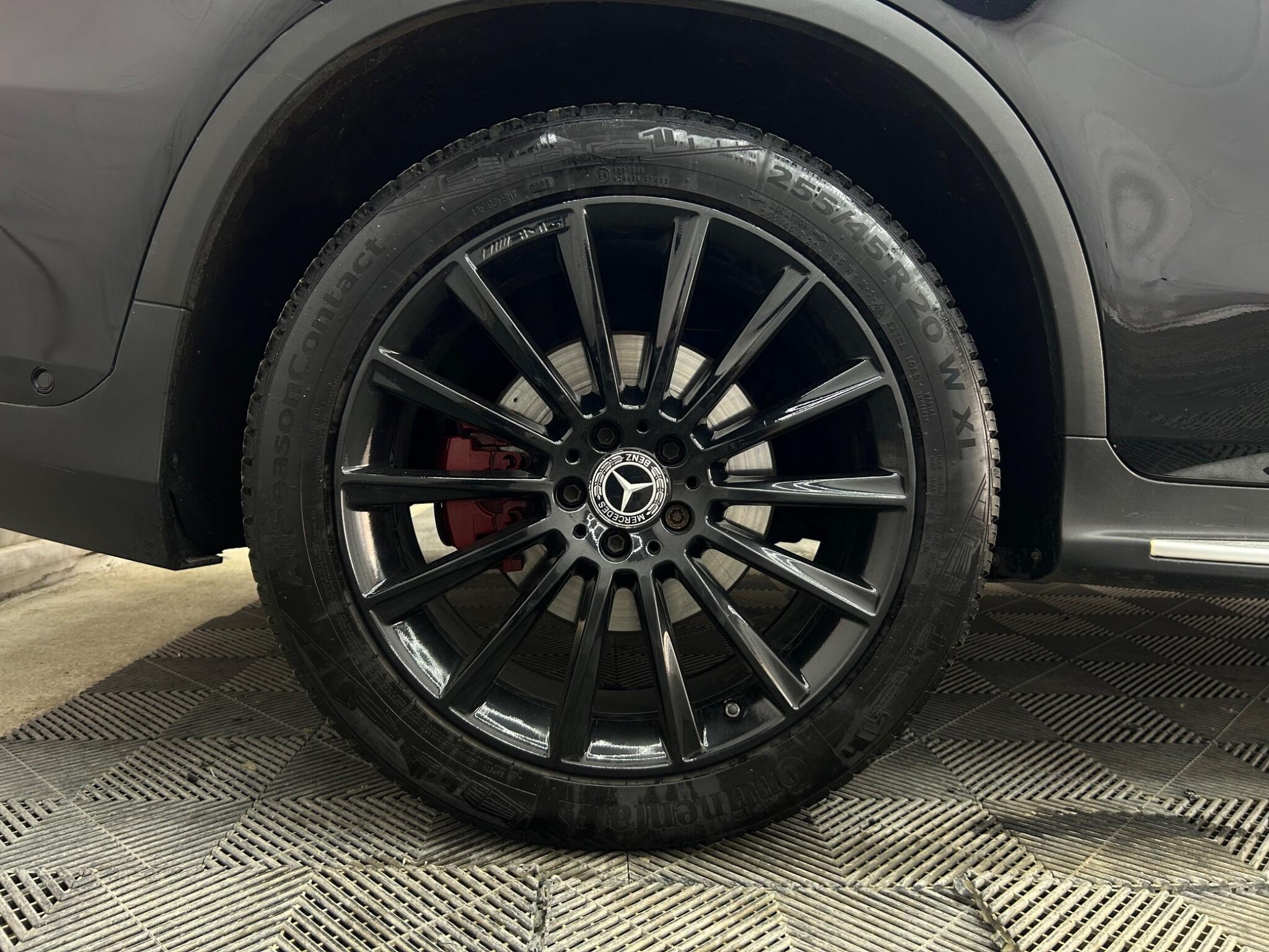 Mercedes-Benz GLC view 37