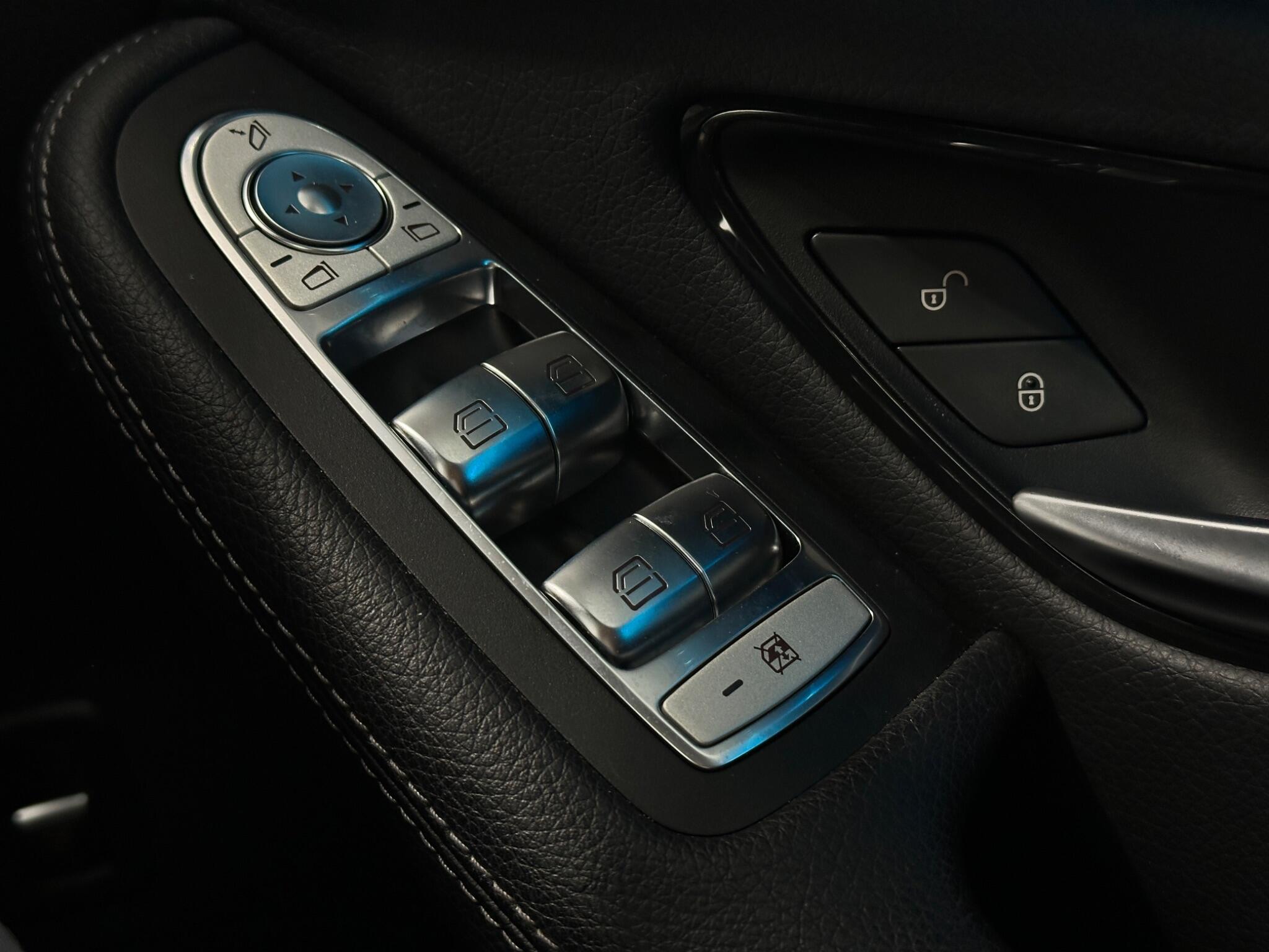 Mercedes-Benz GLC view 20