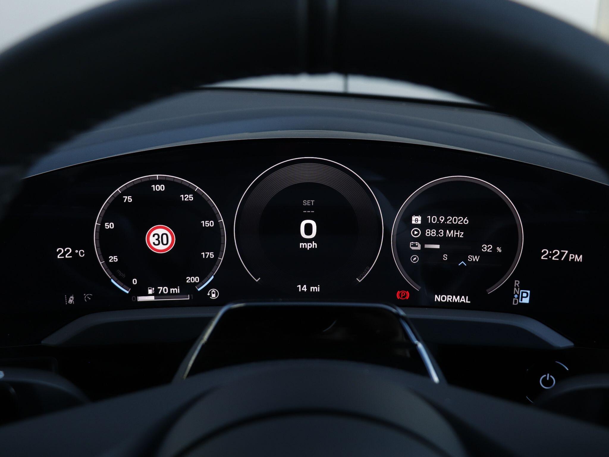 Porsche Taycan view 13