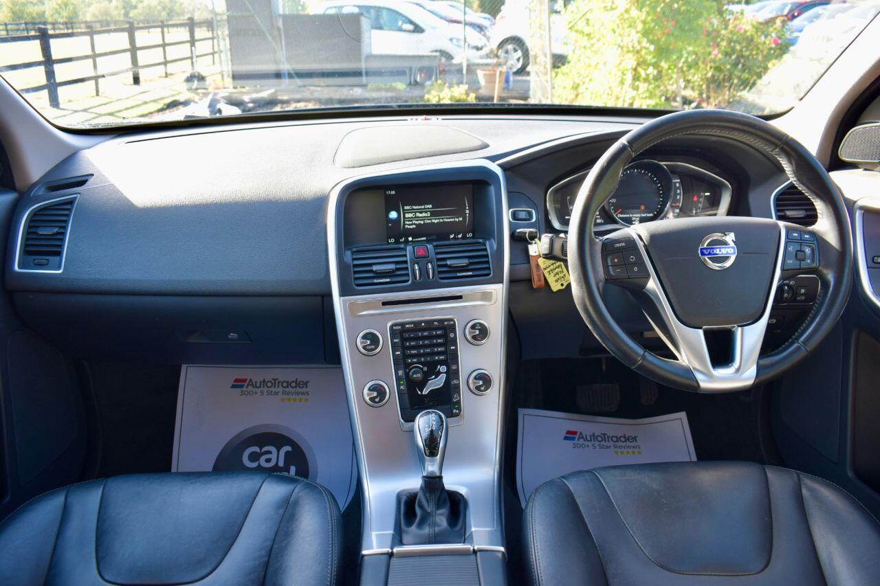 Volvo XC60 view 42