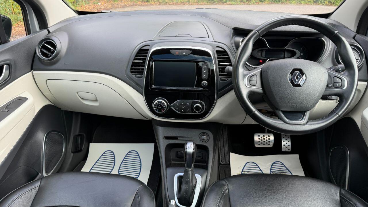 Renault Captur view 15
