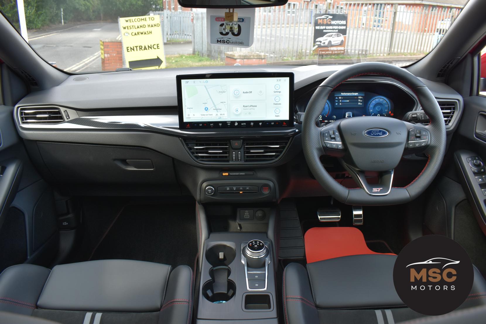 Ford Focus view 52